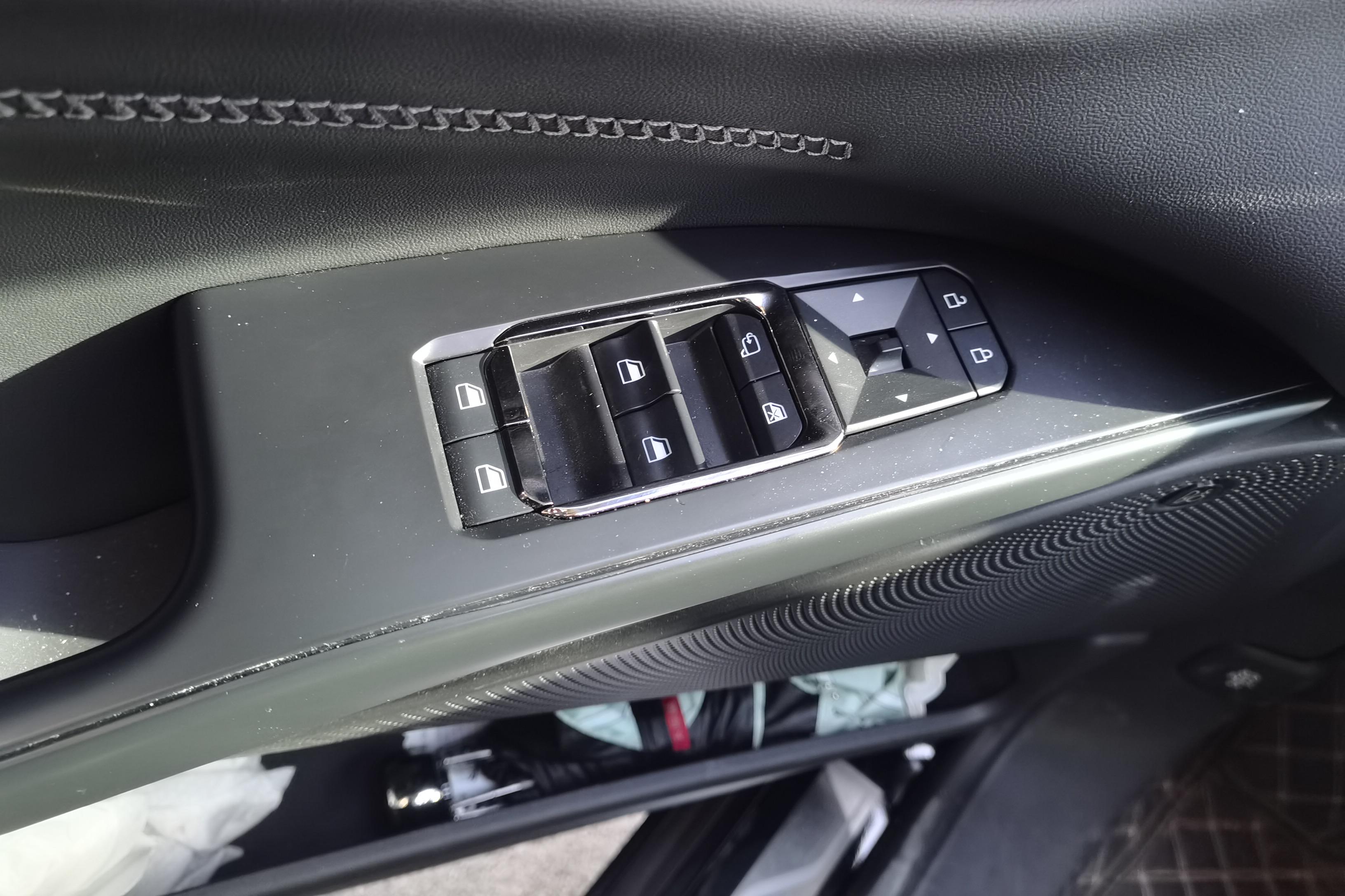 Ford Evos 2023 car image #22