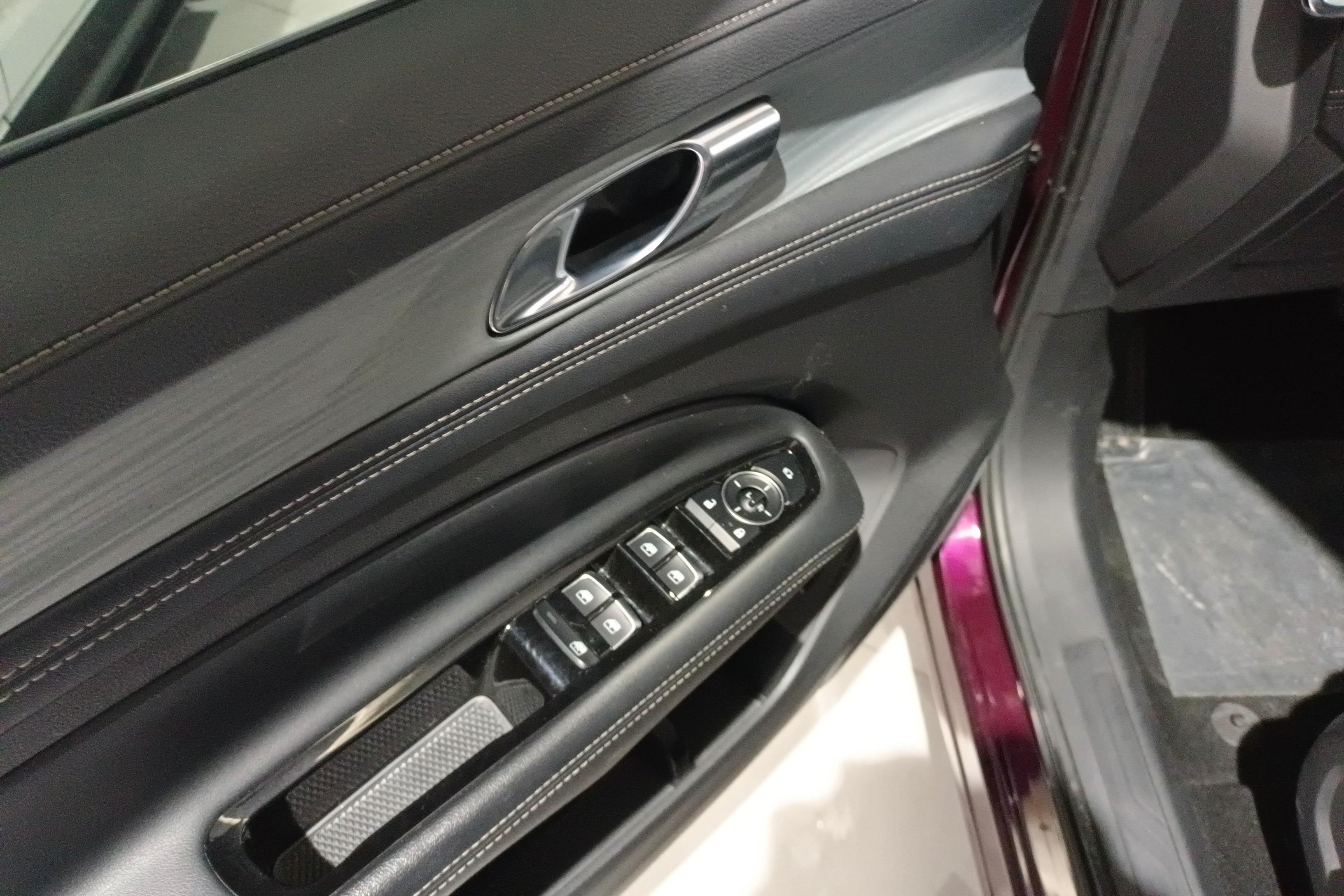 Ford Equator 2021 car image #22