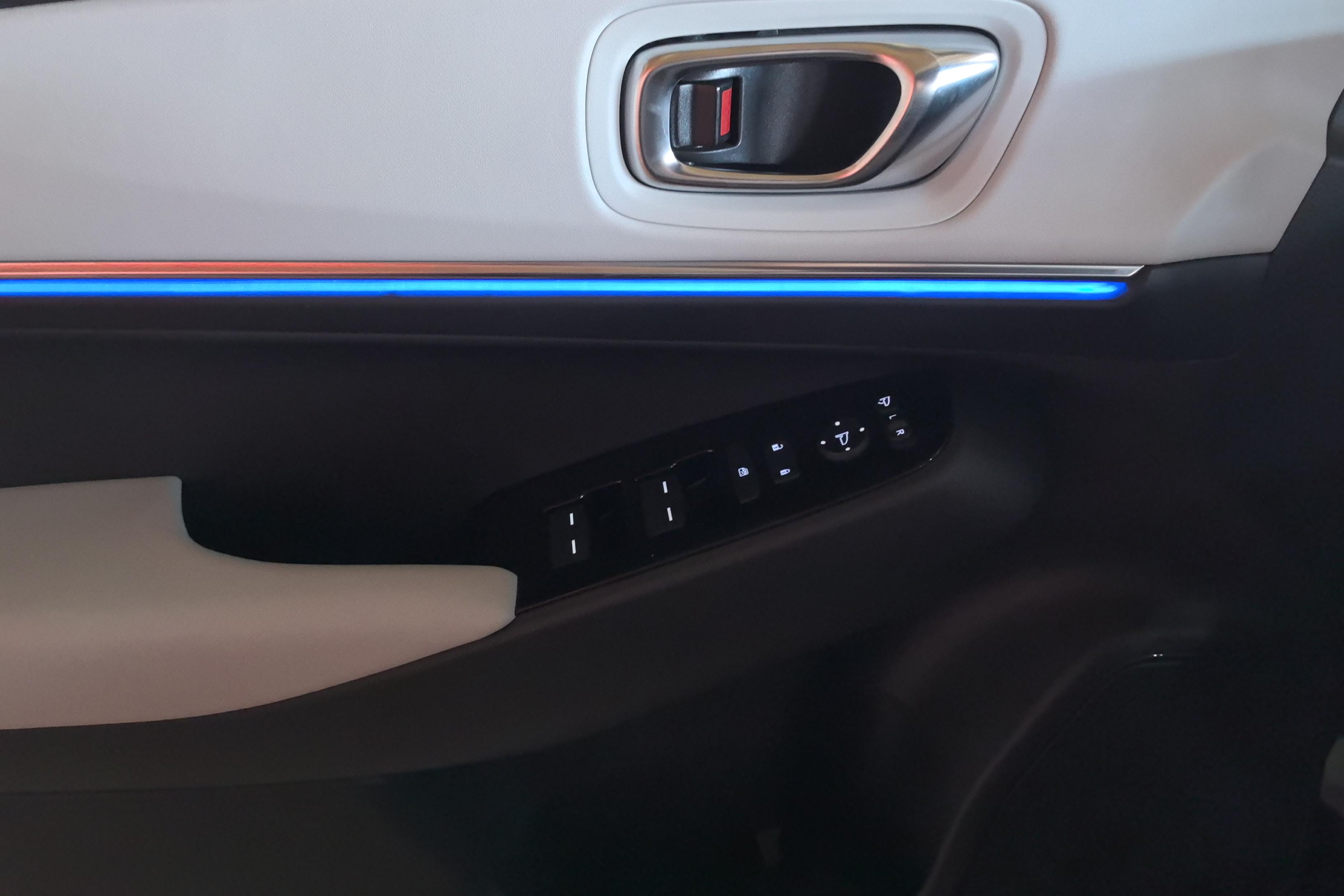 Honda e:NS1 2024 car image #22