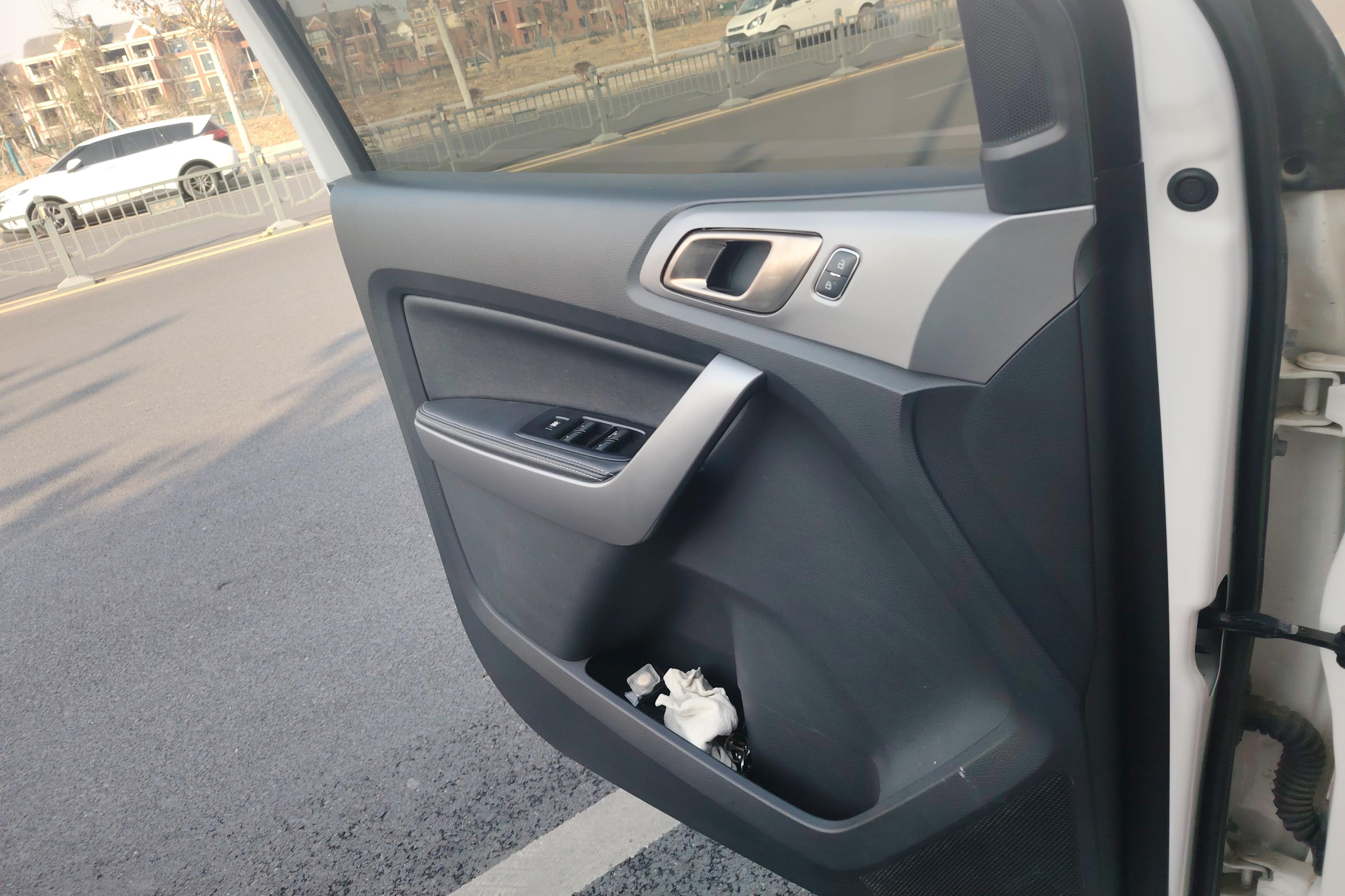 Ford Everest 2018 #22 Ford Everest 2018 car image #22