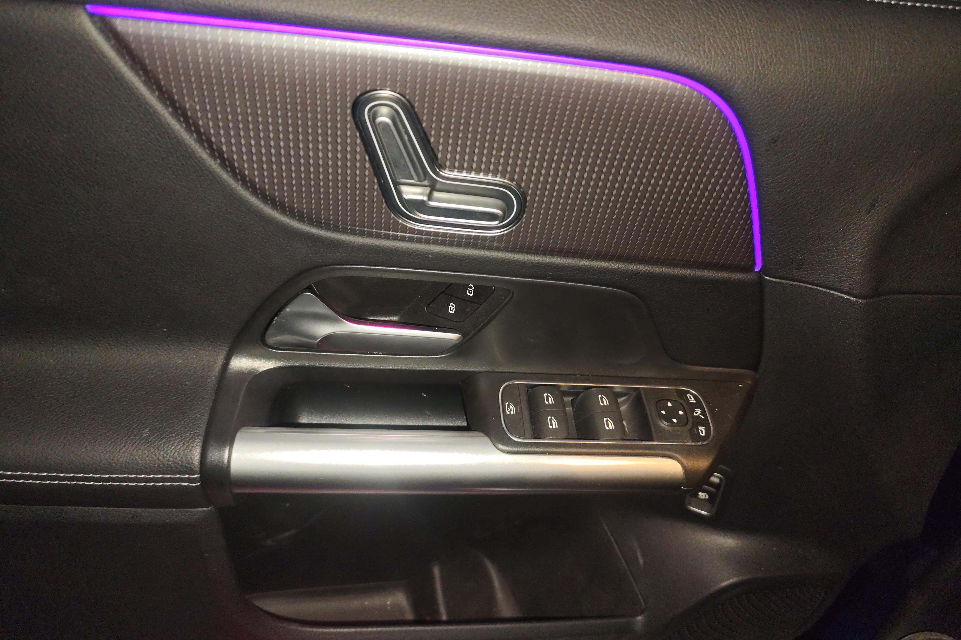 Mercedes-Benz EQA Class 2022 #22 Mercedes-Benz EQA Class 2022 immagine di auto #22