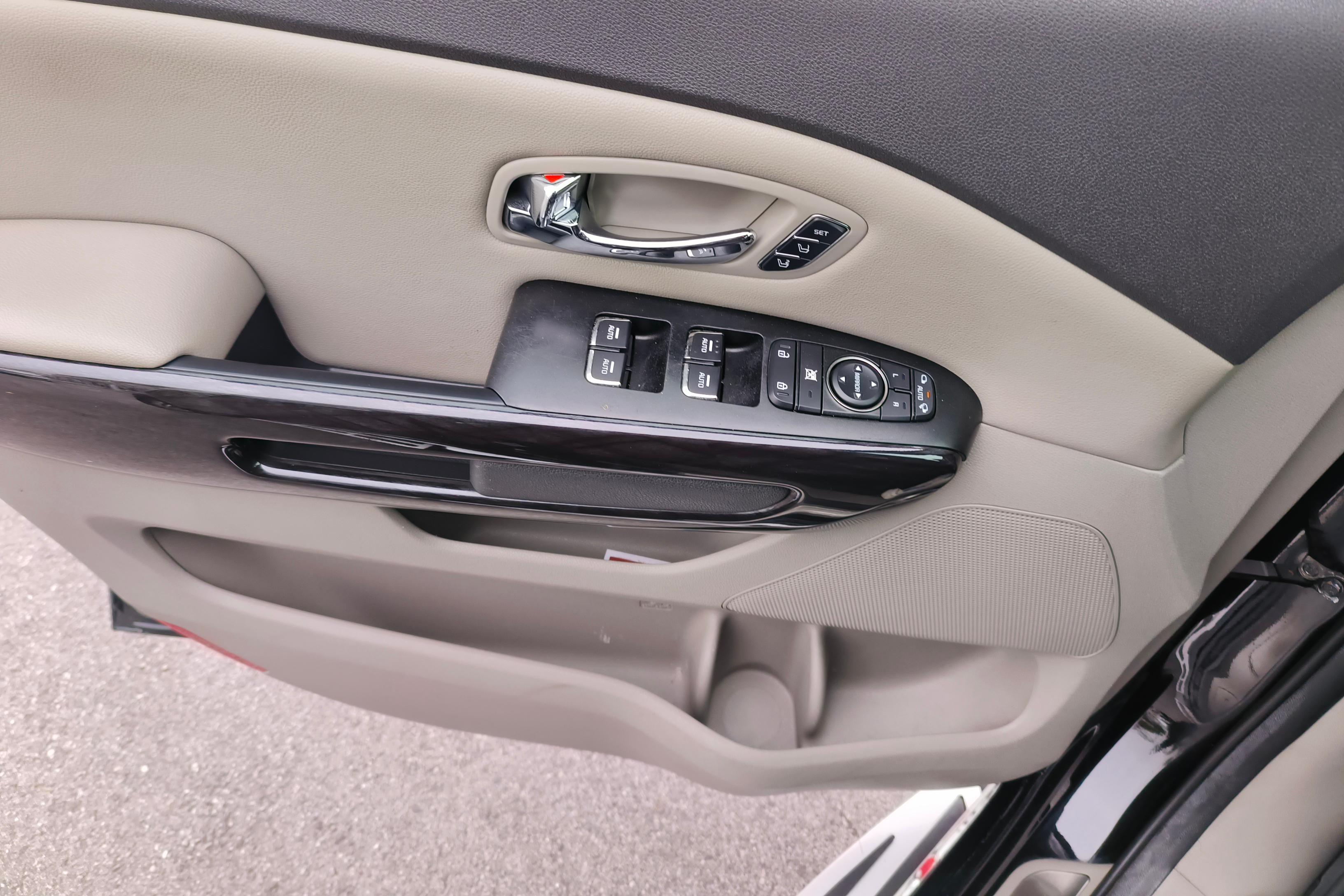 起亚 嘉华 2015 汽车图片 #22