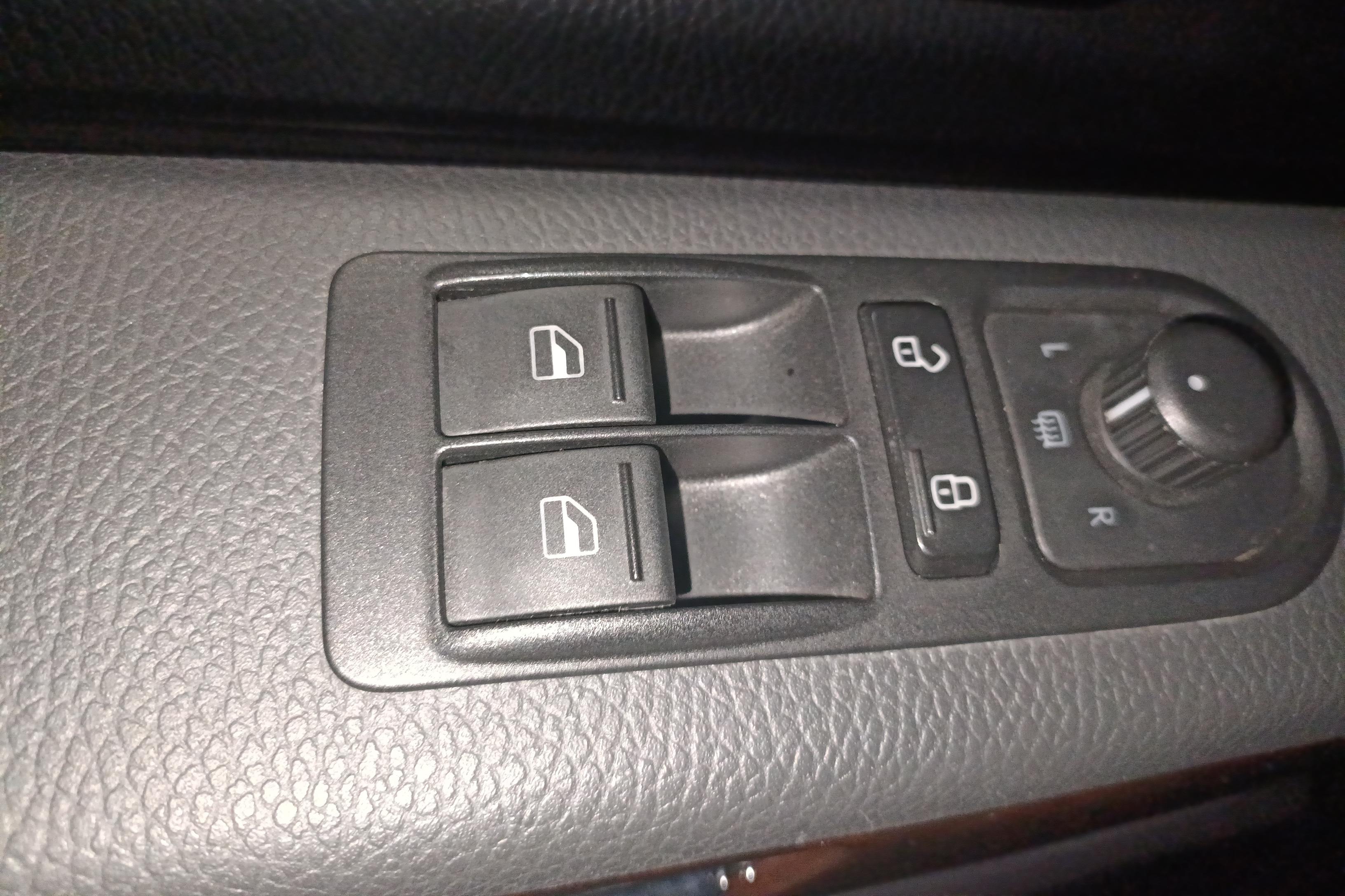 Volkswagen Multivan 2015 #22 Volkswagen Multivan 2015 imagem de carro #22