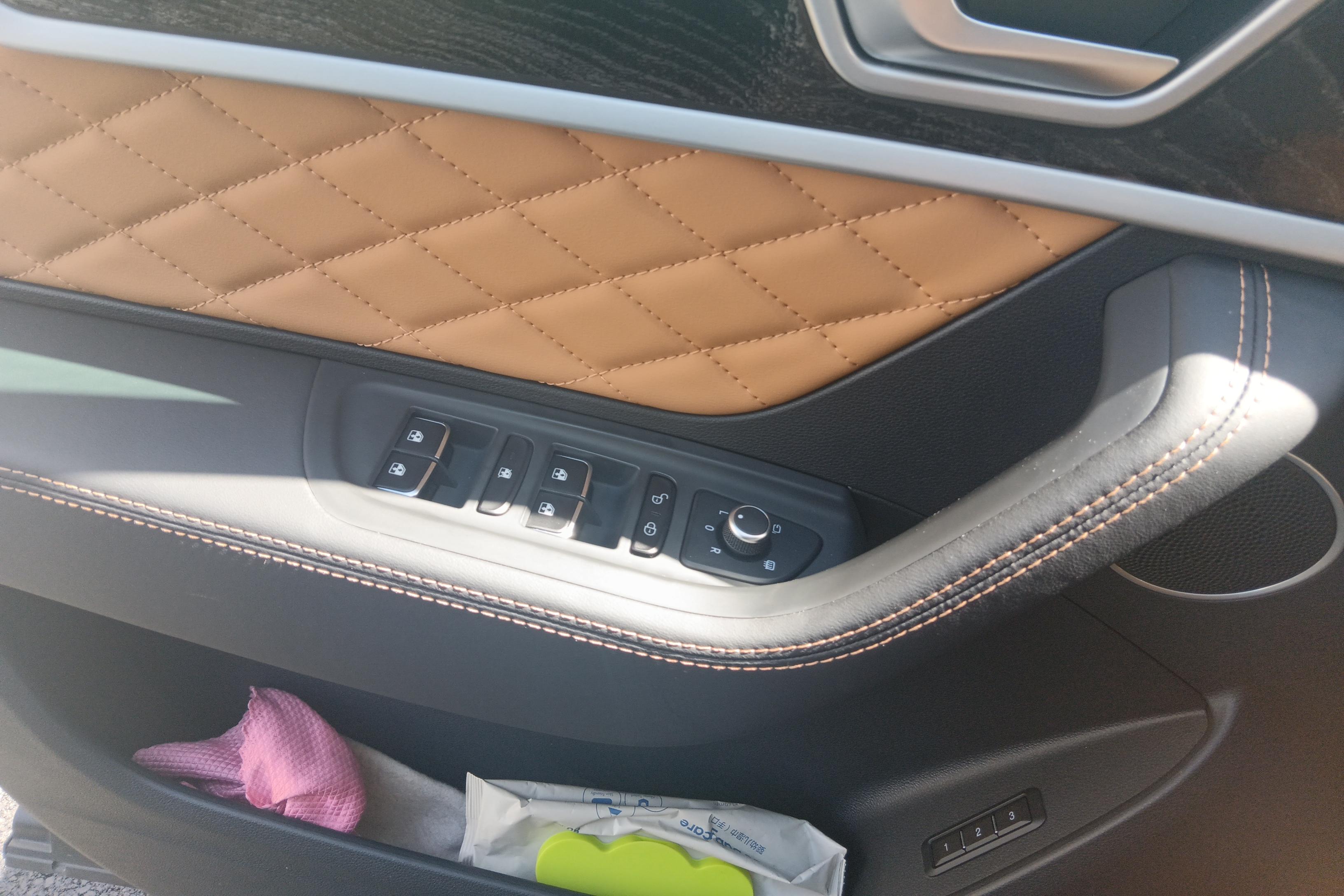 HongQi HS7 2019 #22 HongQi HS7 2019 car image #22