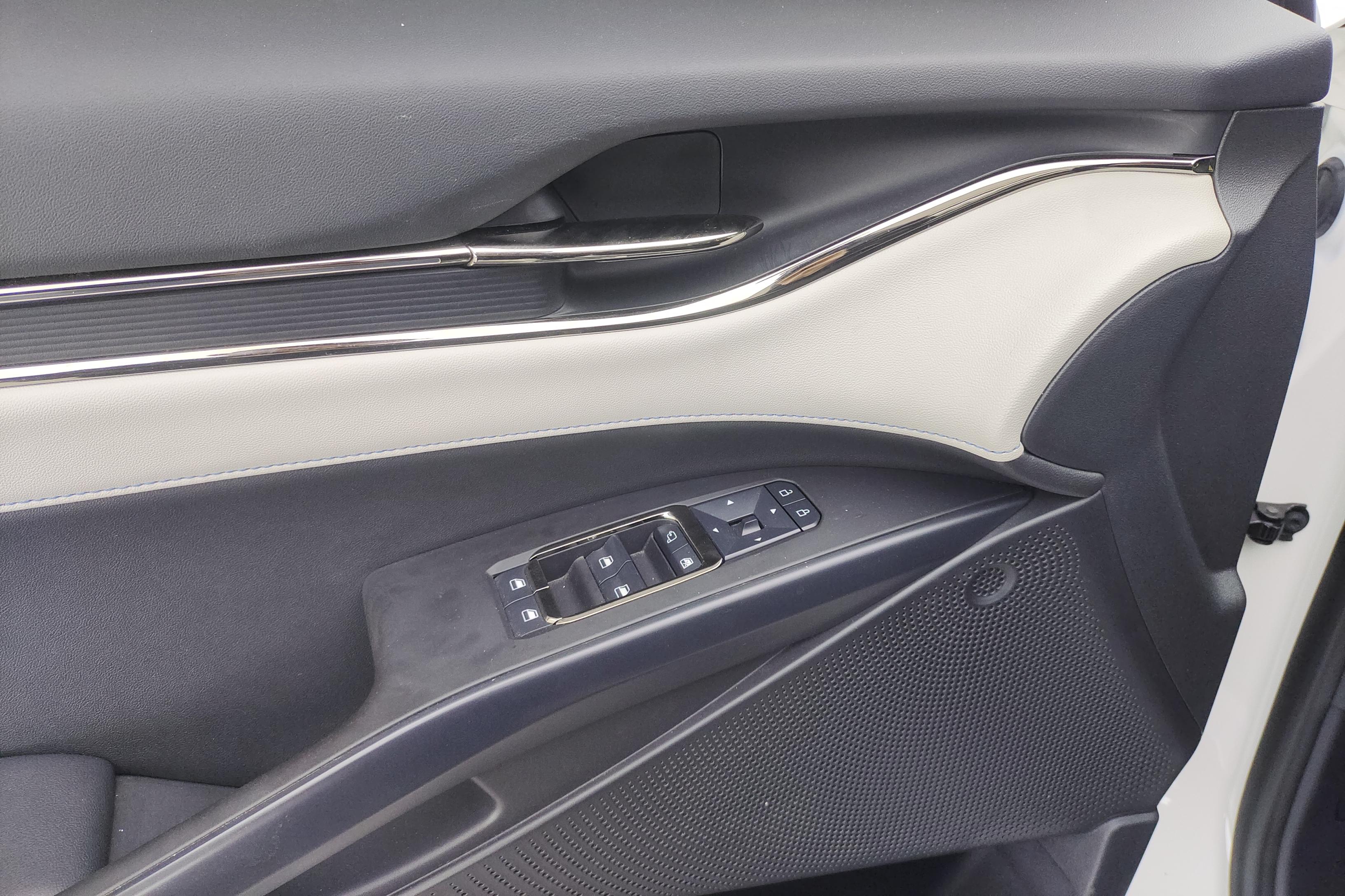 Ford Evos 2022 car image #22