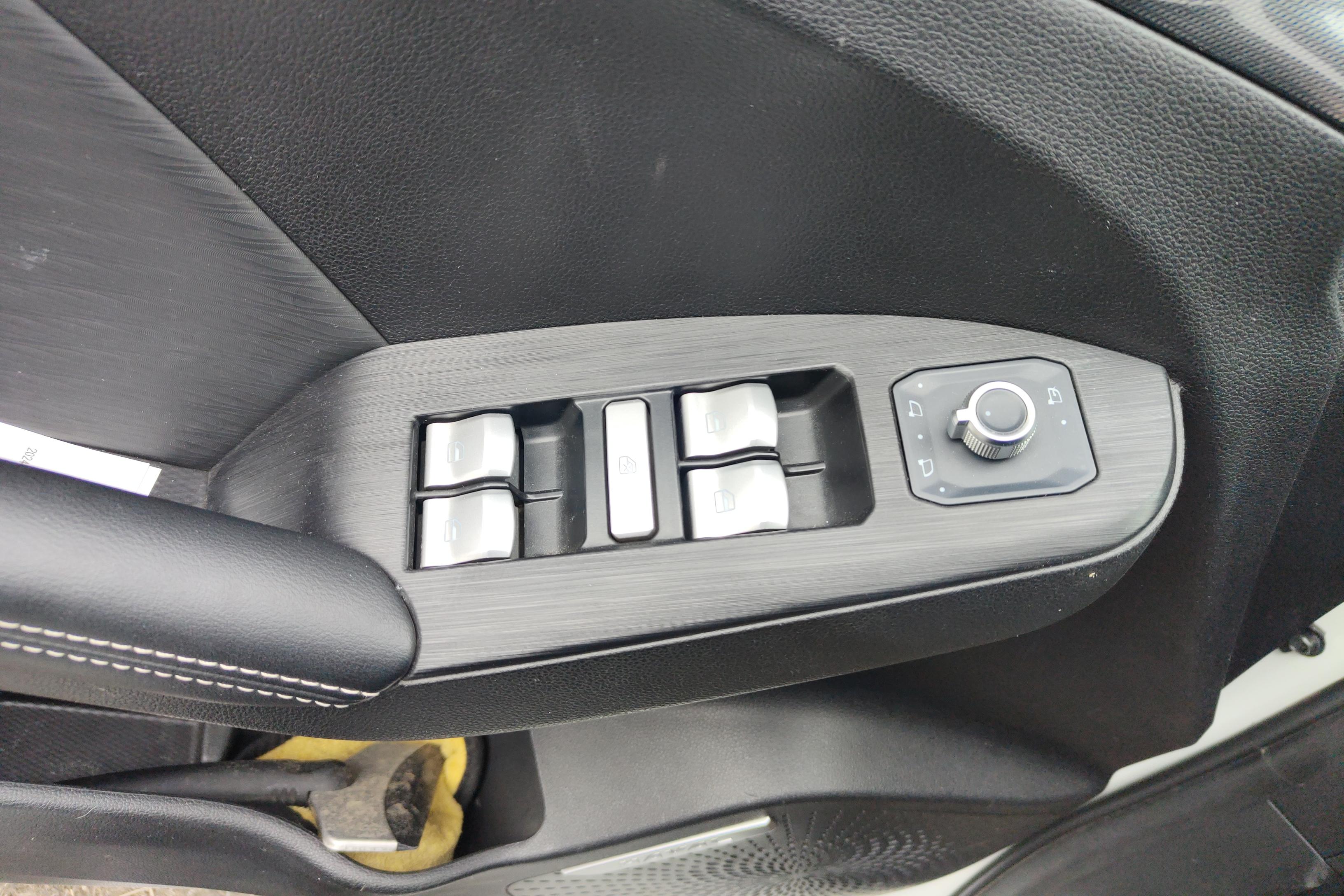 Haval Jolion 2021 #22 Haval Jolion 2021 car image #22