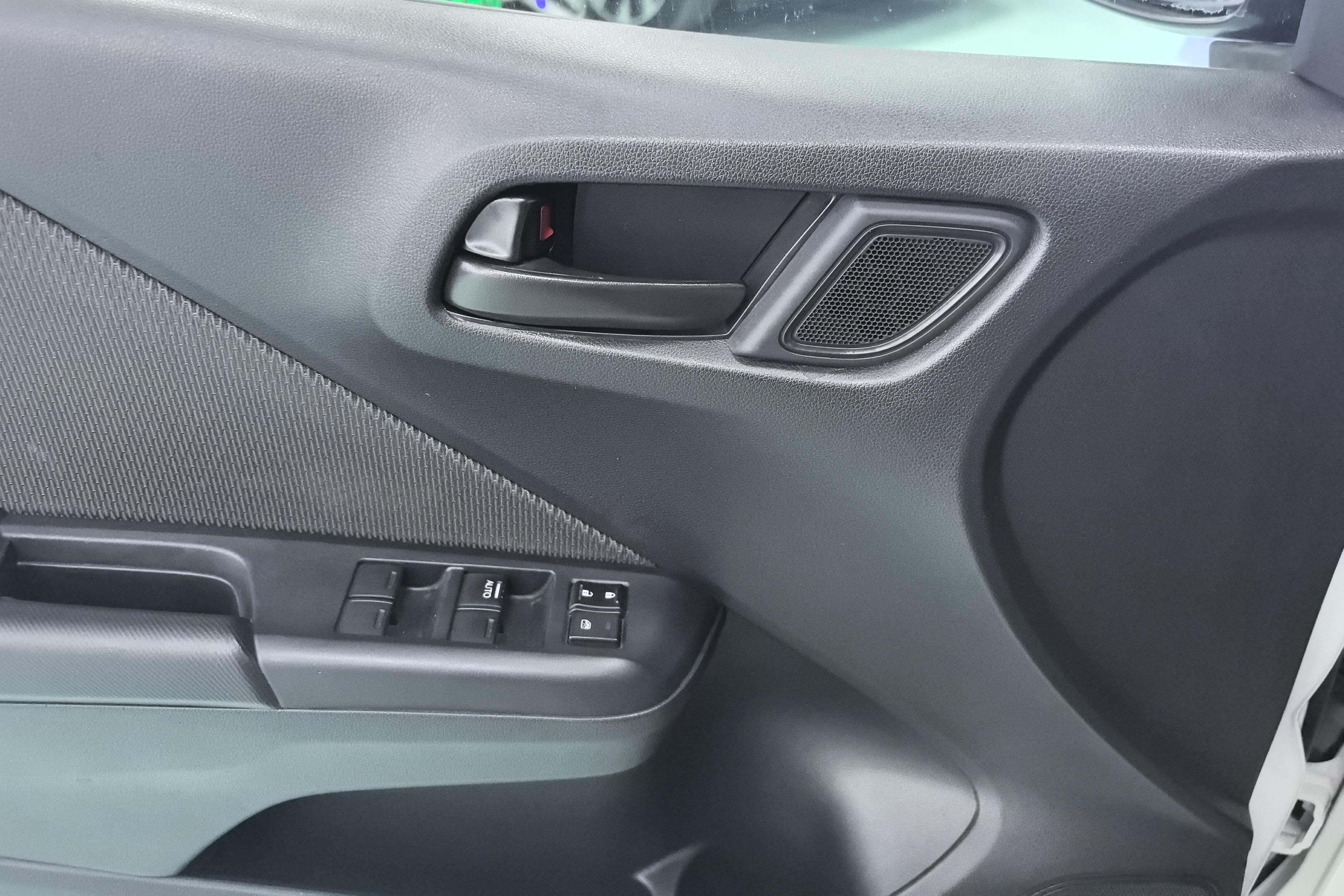 Honda Gienia 2018 car image #22