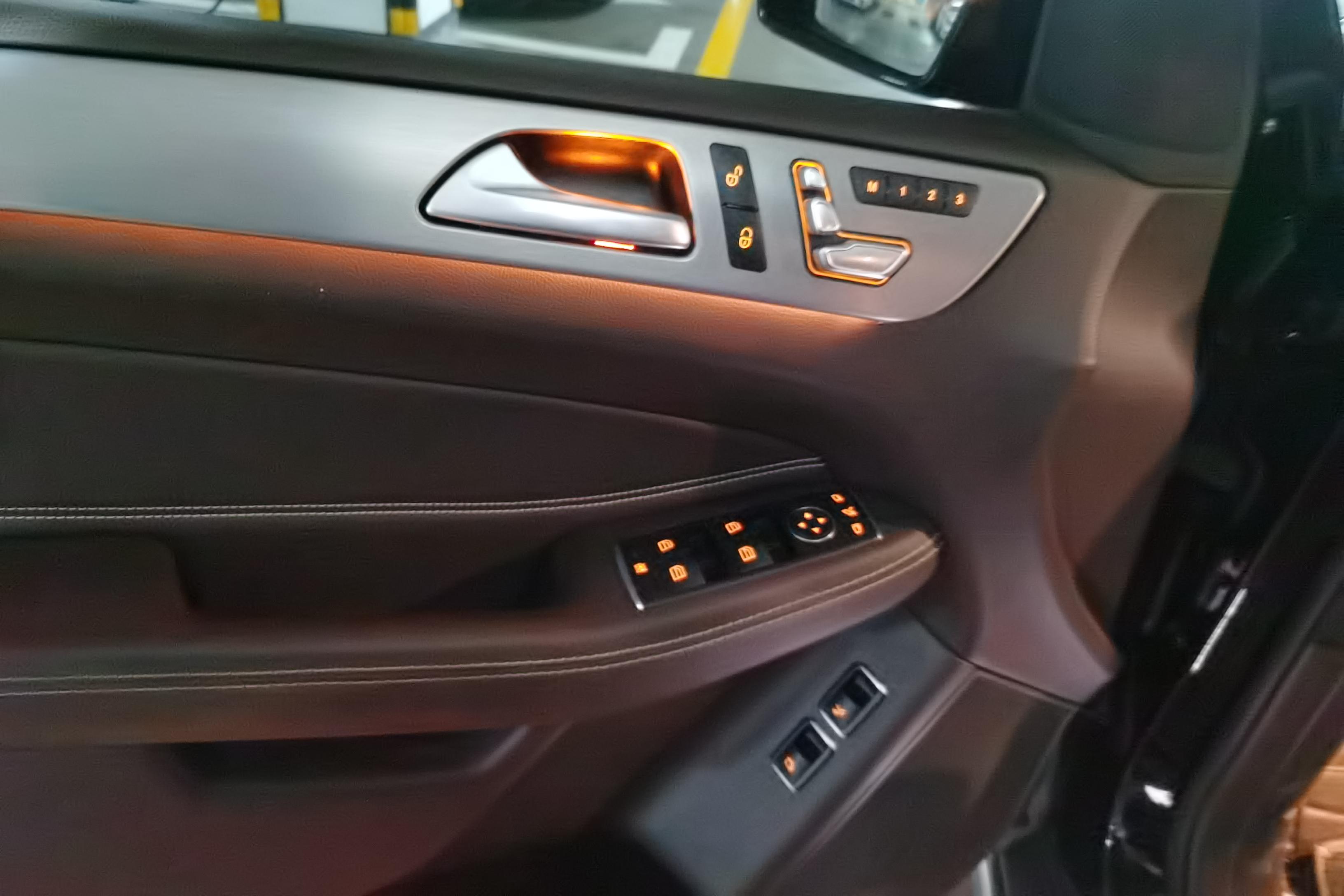 奔驰 奔驰GLS AMG 2016 汽车图片 #22