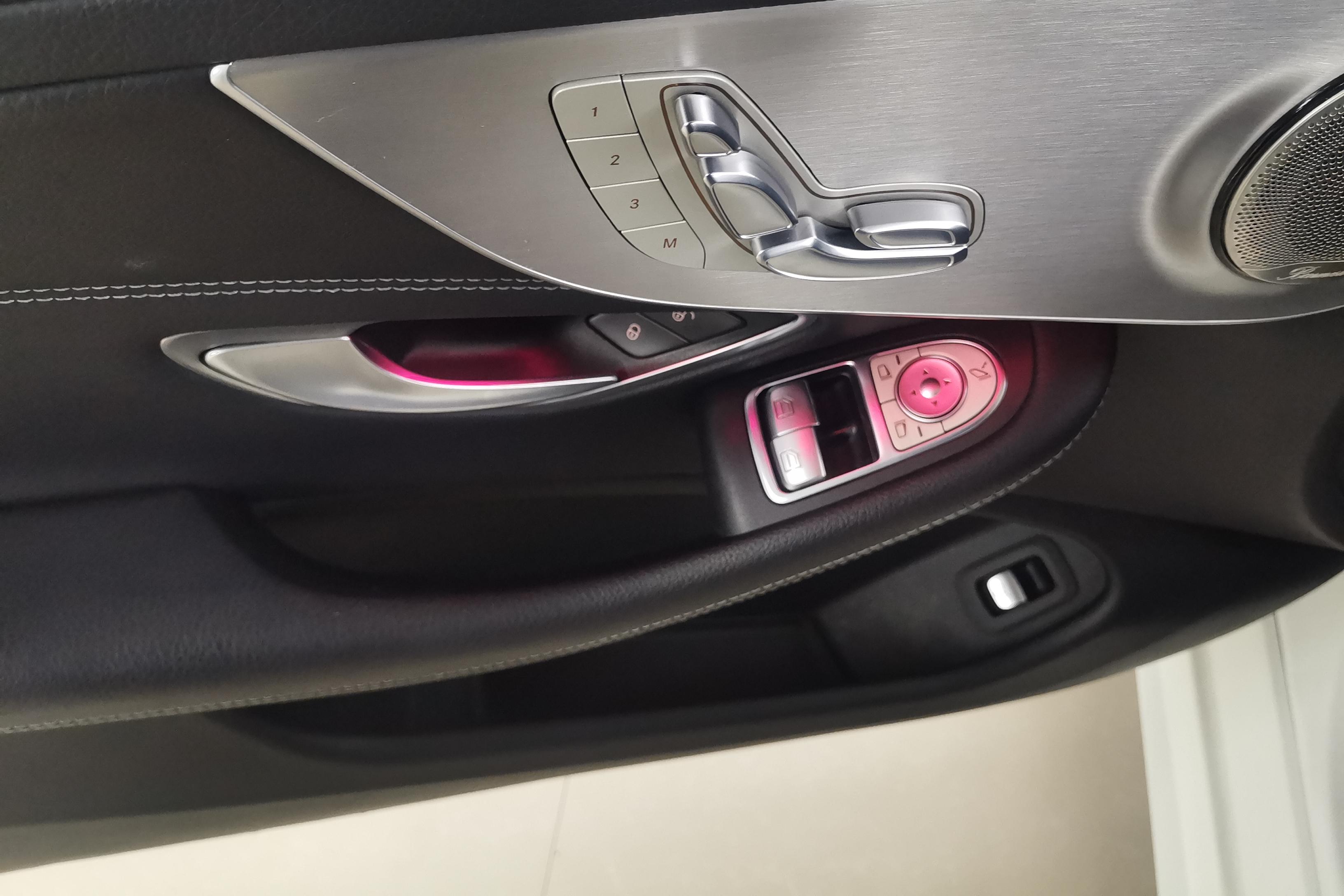 Mercedes-Benz C Class (Imported) 2017 #22 Mercedes-Benz C Class (Imported) 2017 car image #22