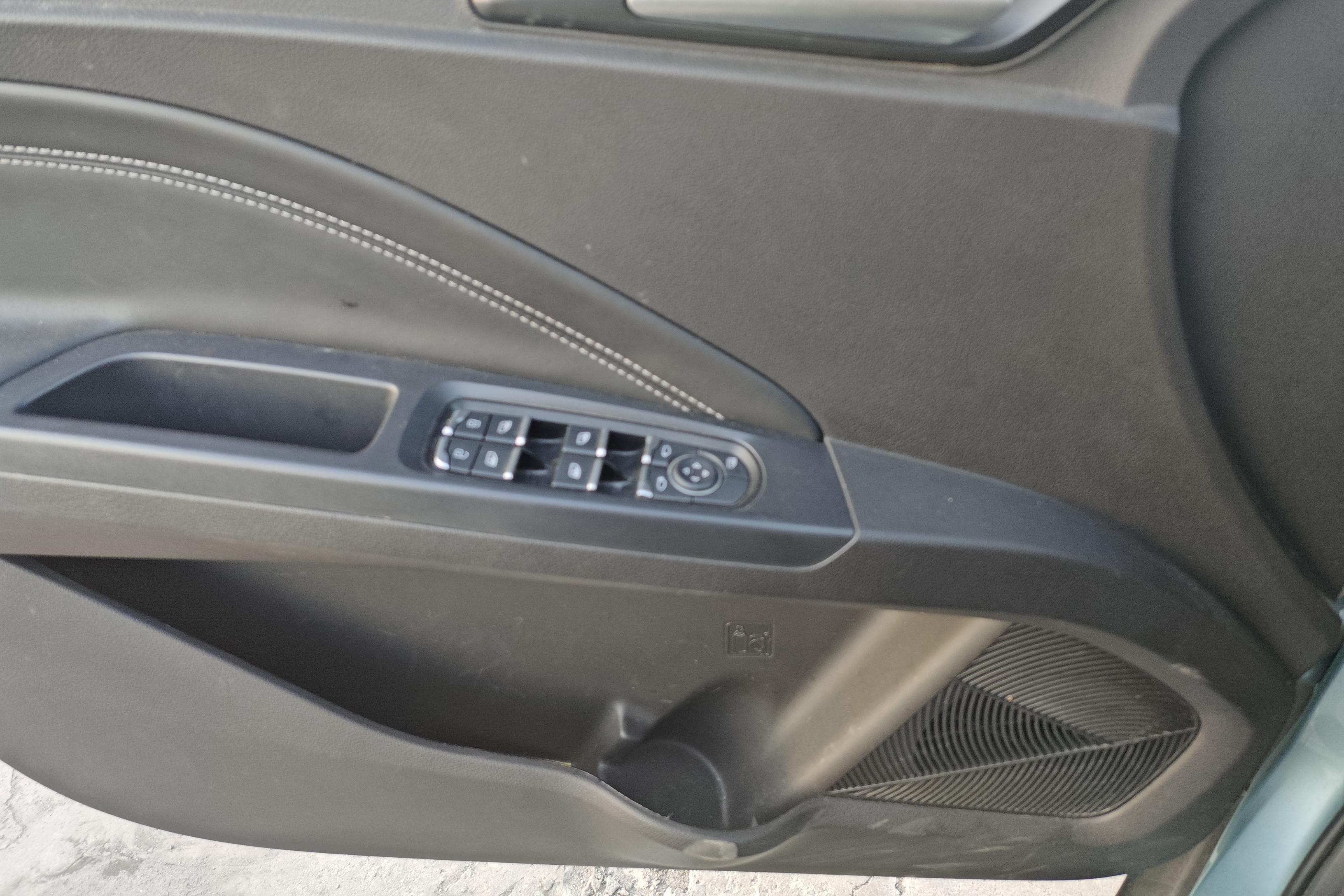 Neta L 2022 imagen de coche #22