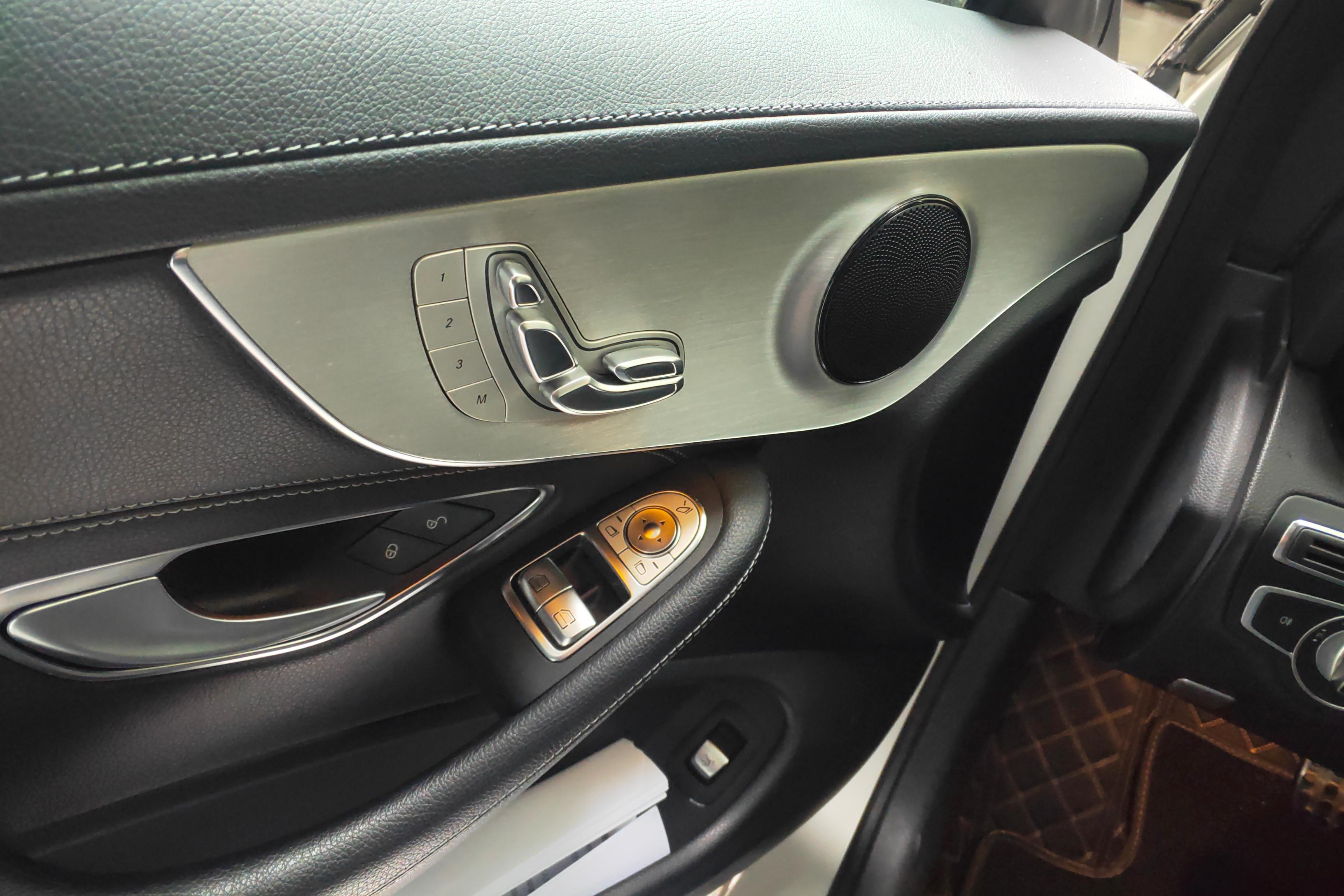 Mercedes-Benz C Class (Imported) 2017 car image #22