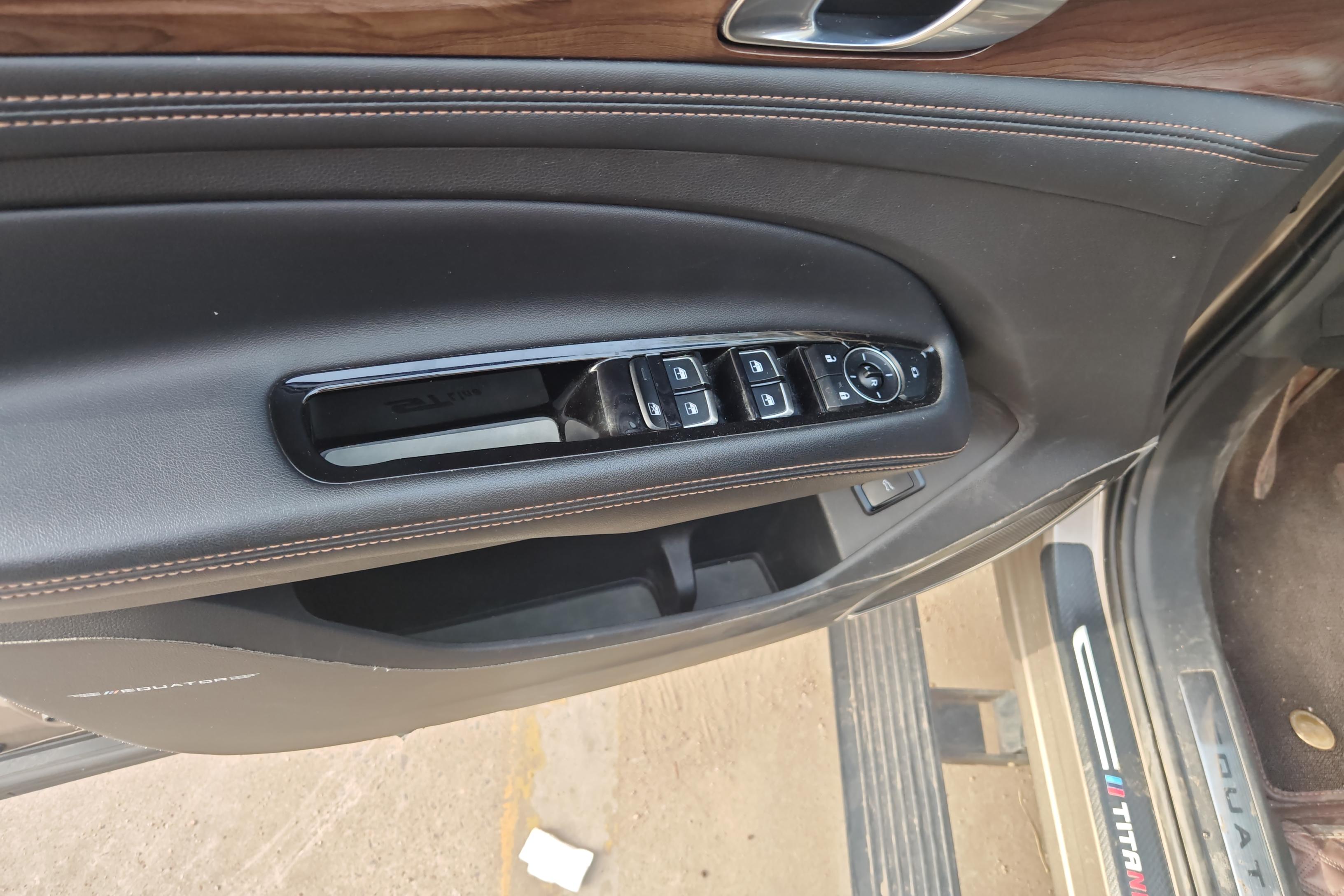 Ford Equator 2022 car image #22