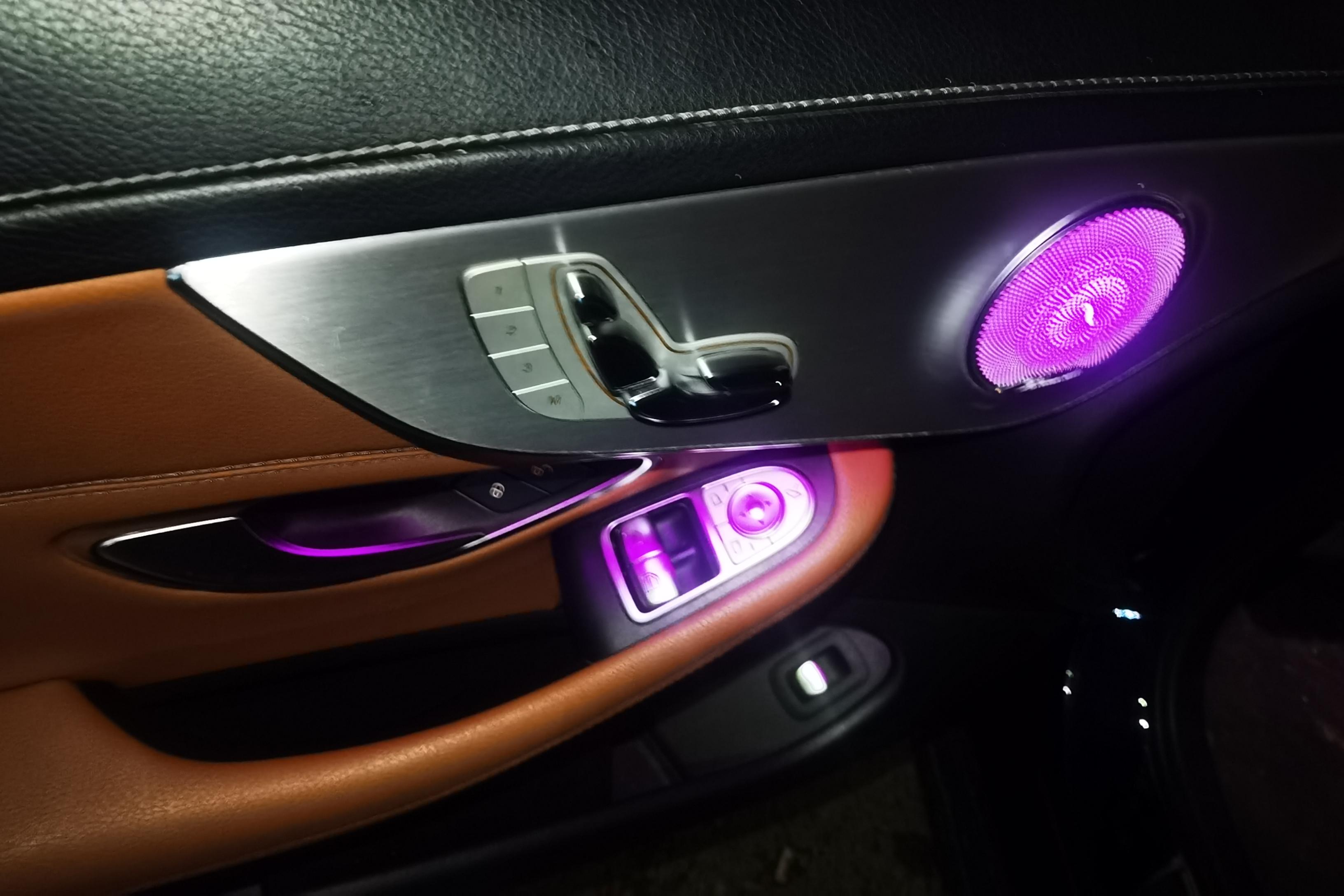 Mercedes-Benz C Class (Imported) 2019 #22 Mercedes-Benz C Class (Imported) 2019 car image #22