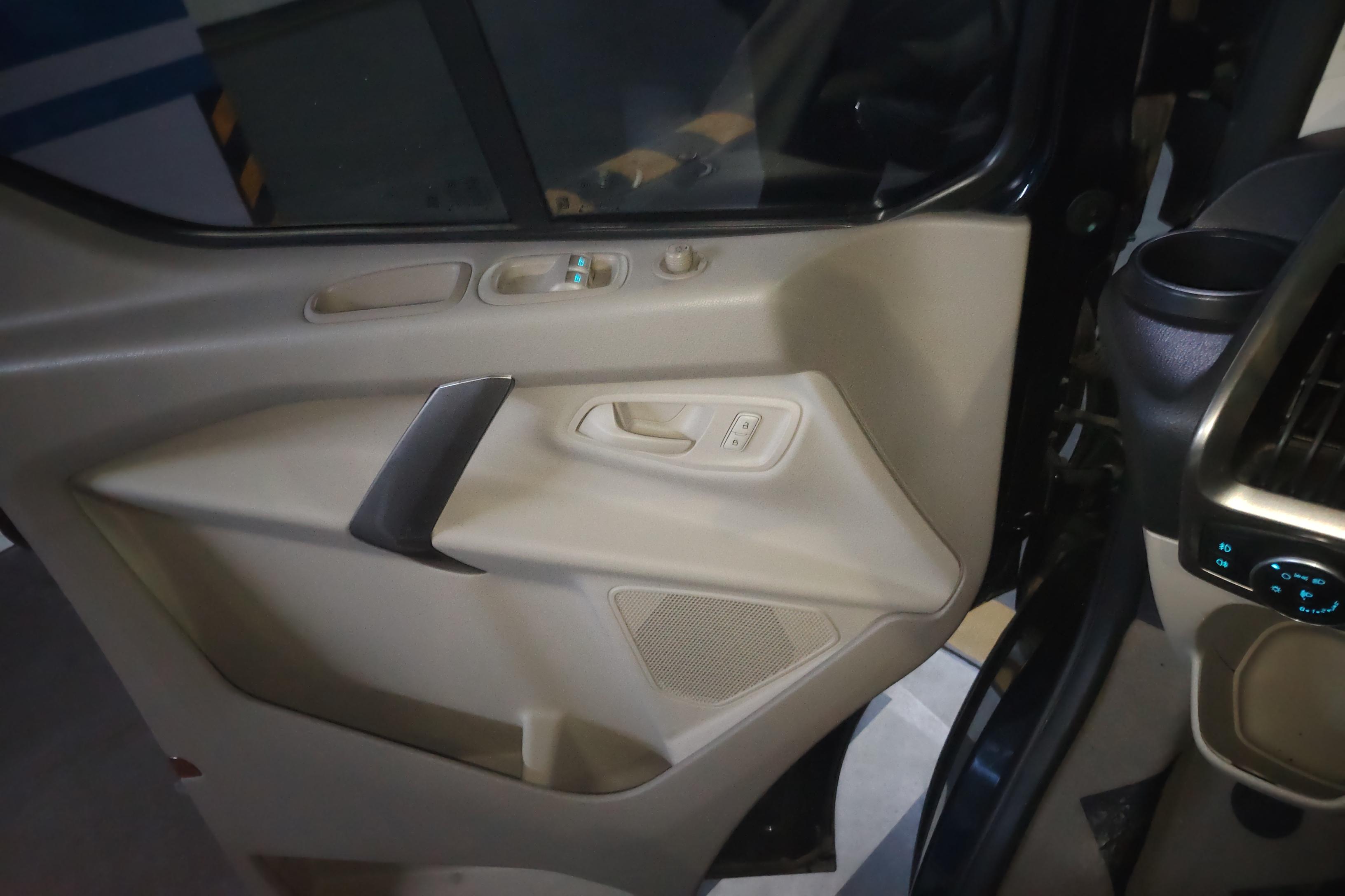 Ford Tourneo 2017 car image #22