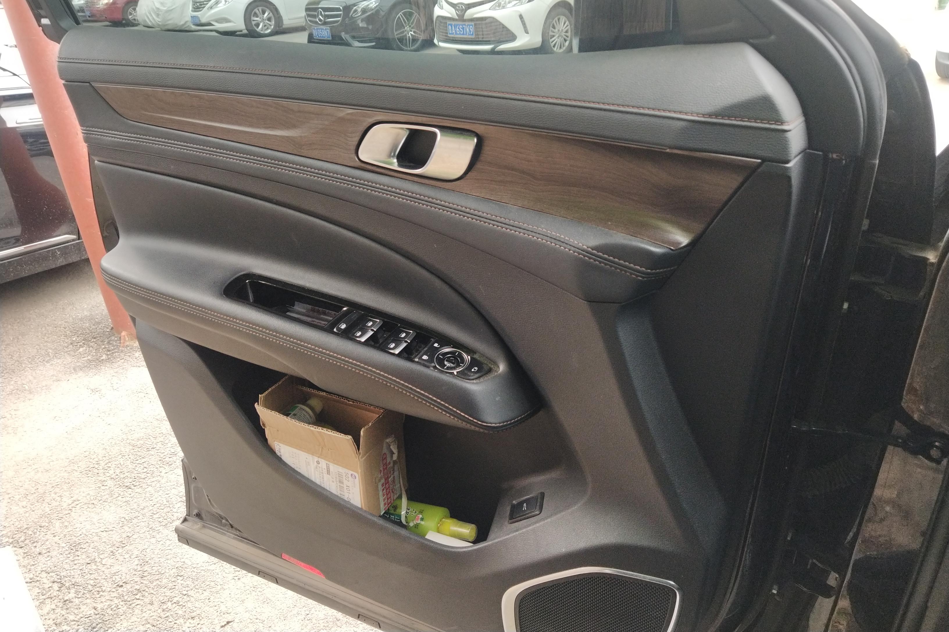 Ford Equator 2021 car image #22