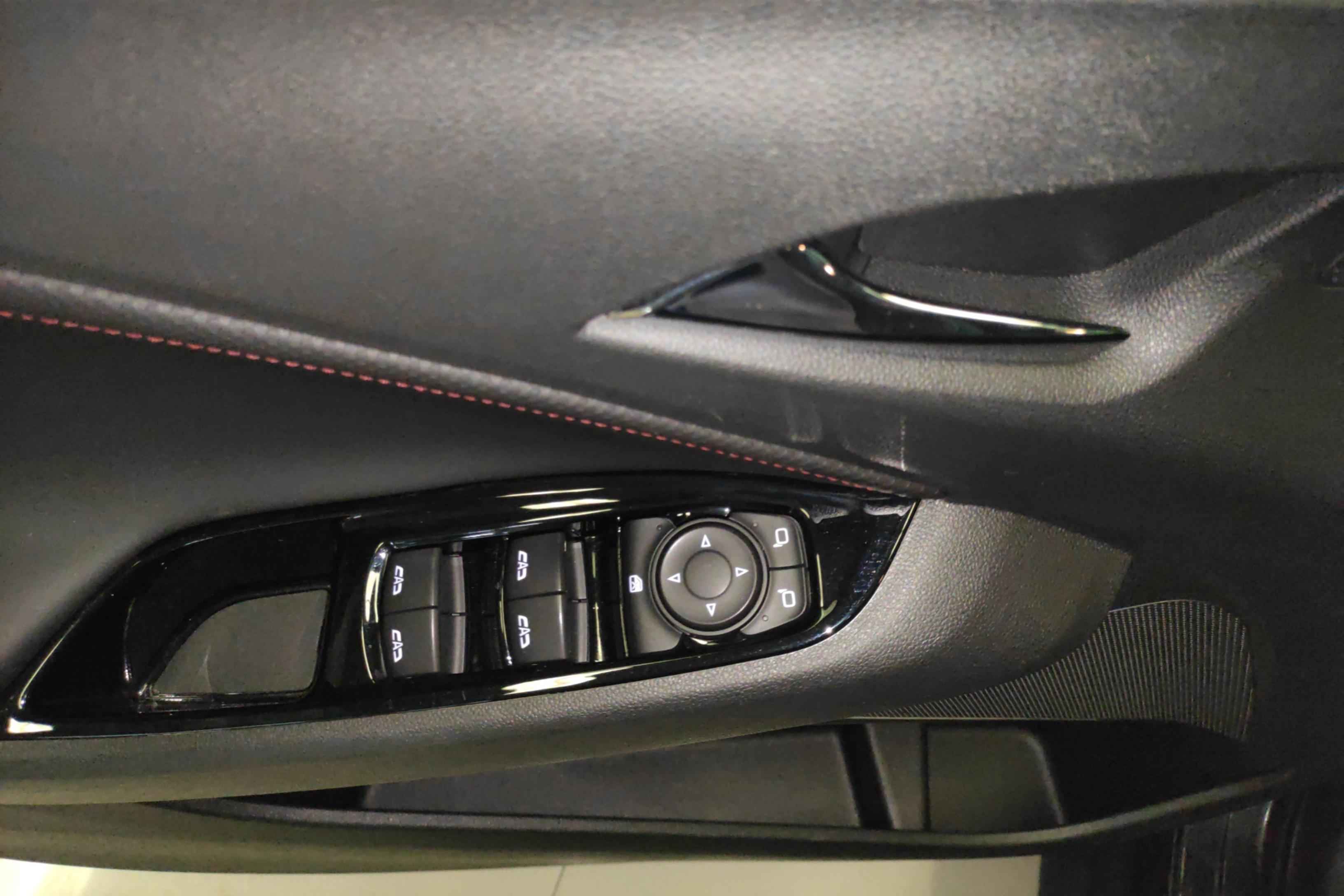 Chevrolet Orlando 2022 #22 Chevrolet Orlando 2022 car image #22