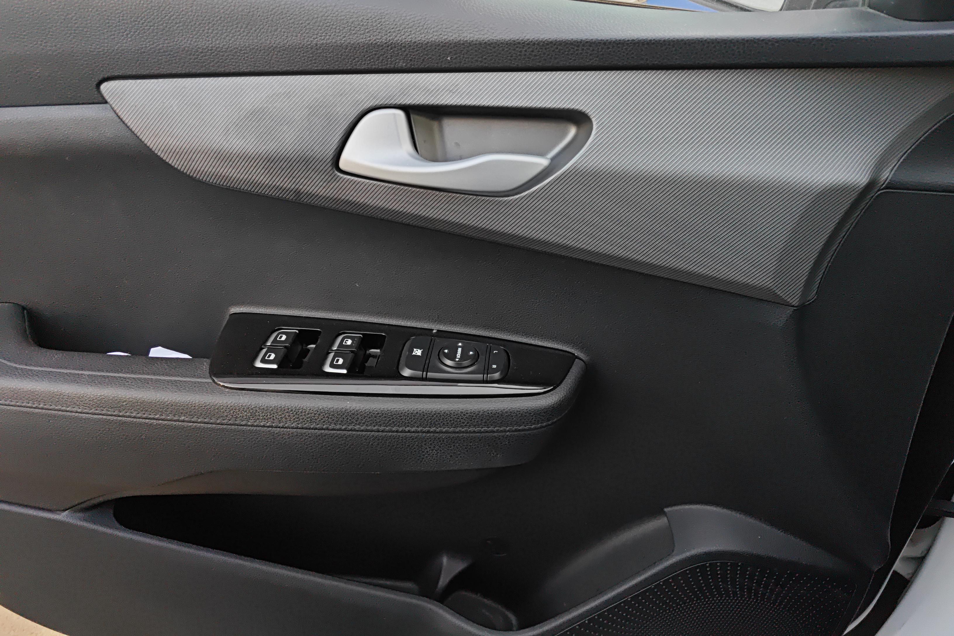 Kia Forte 2020 car image #22