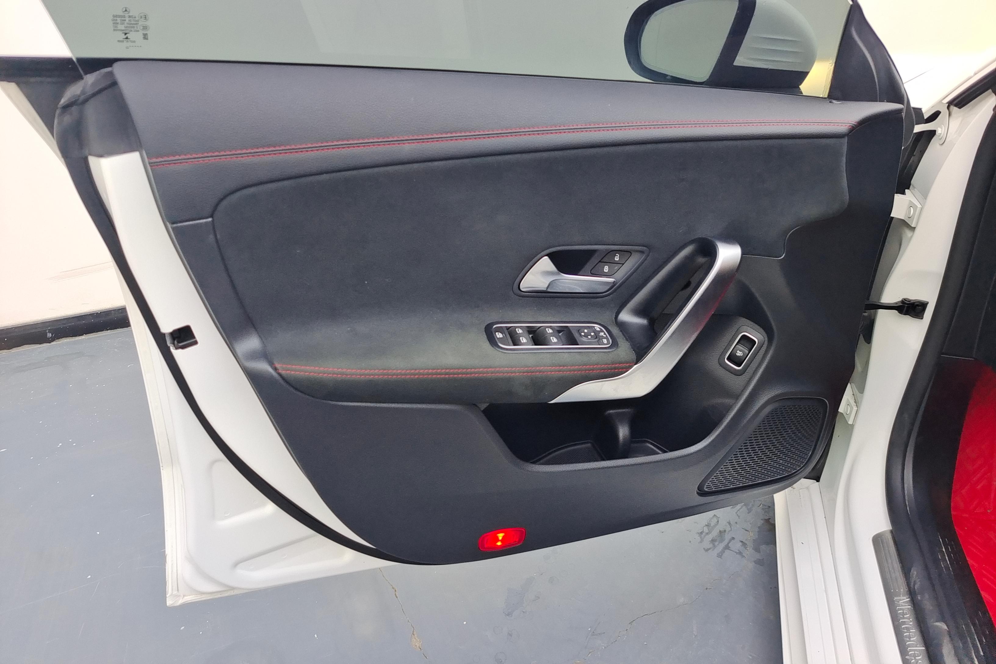 Mercedes-Benz CLA Class (Imported) 2022 #22 Mercedes-Benz CLA Class (Imported) 2022 car image #22