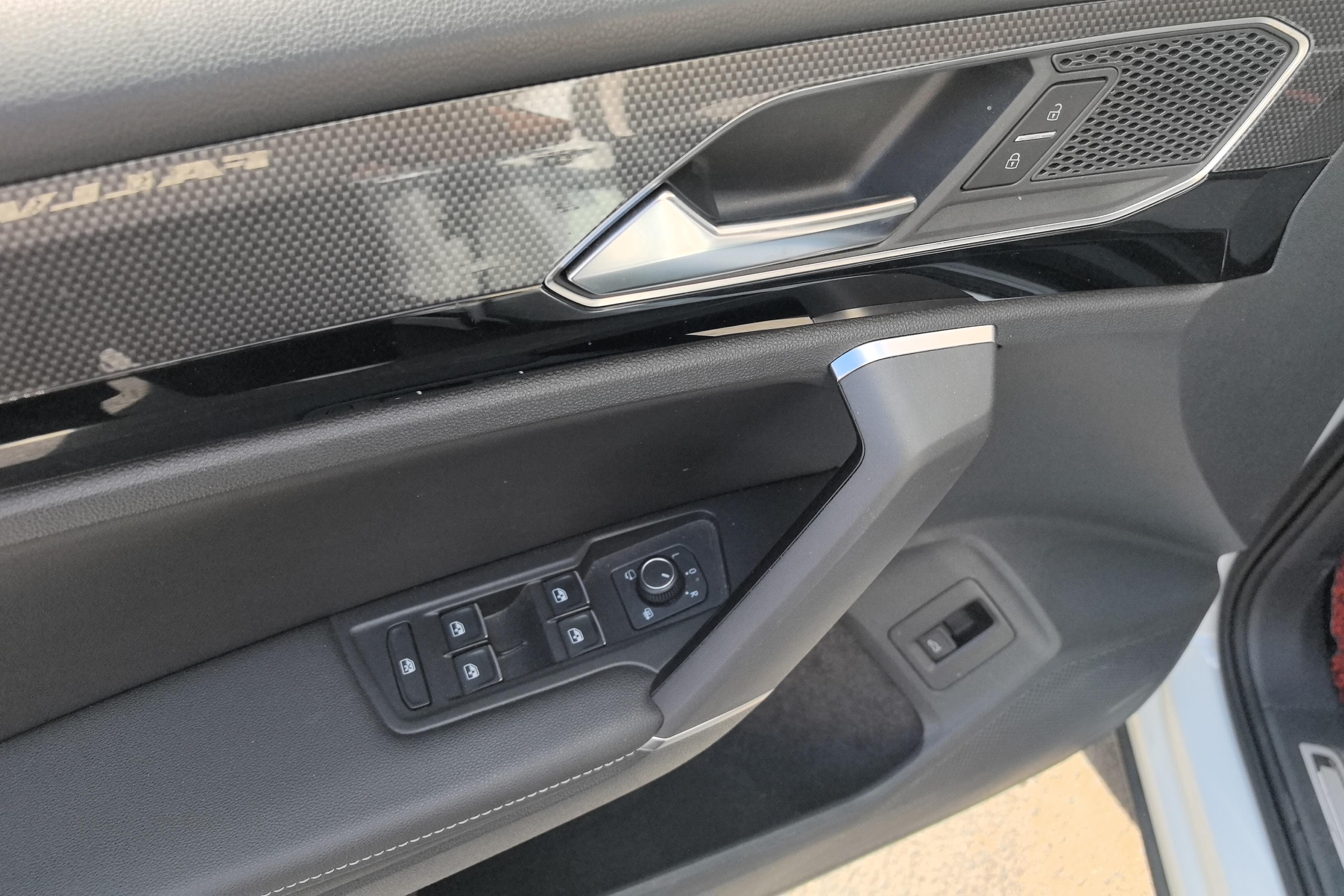 Volkswagen Tayron X 2023 car image #22