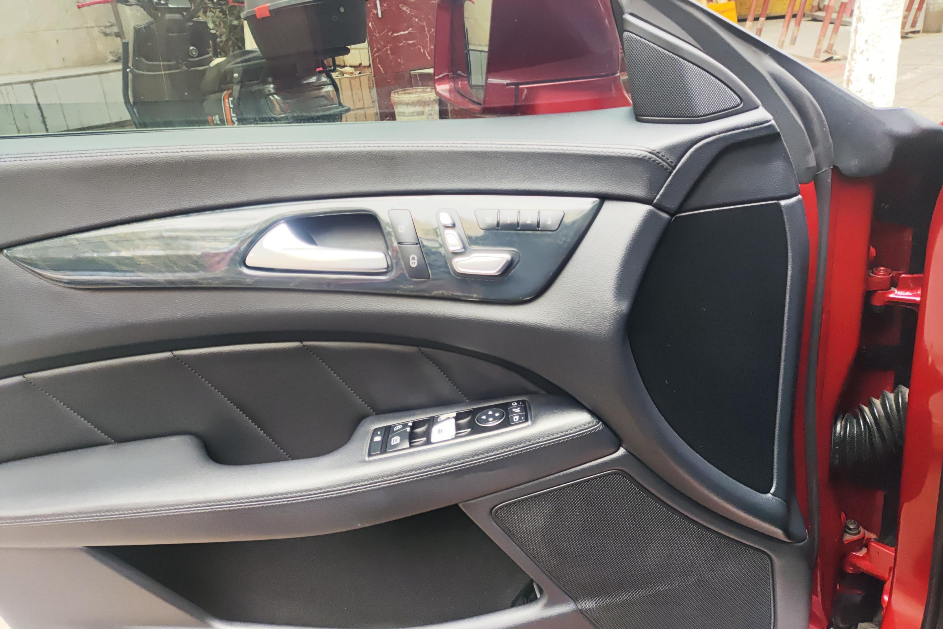 Mercedes-Benz CLS Class 2016 car image #22