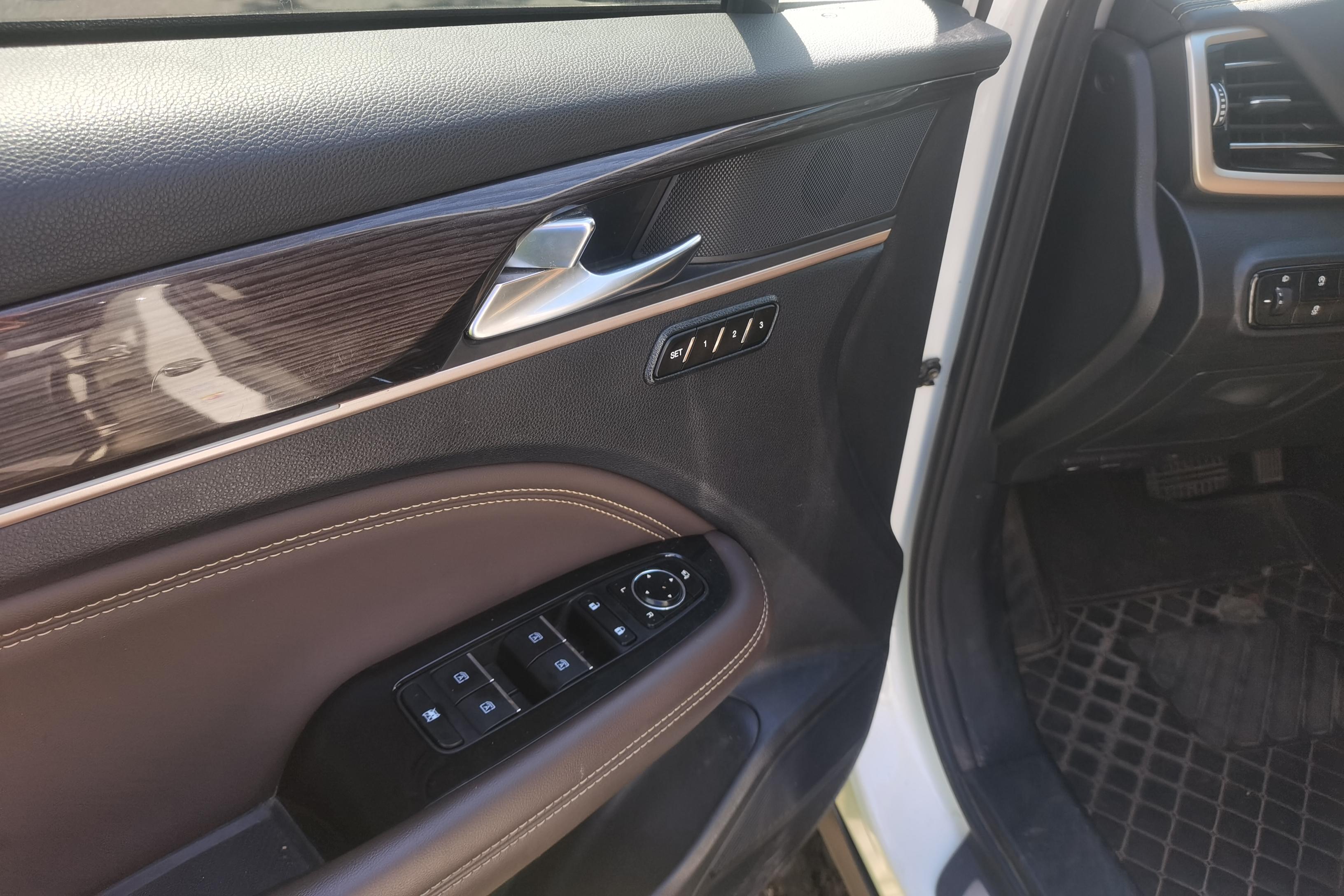 GAC Trumpchi GS5 2018 #22 GAC Trumpchi GS5 2018 car image #22