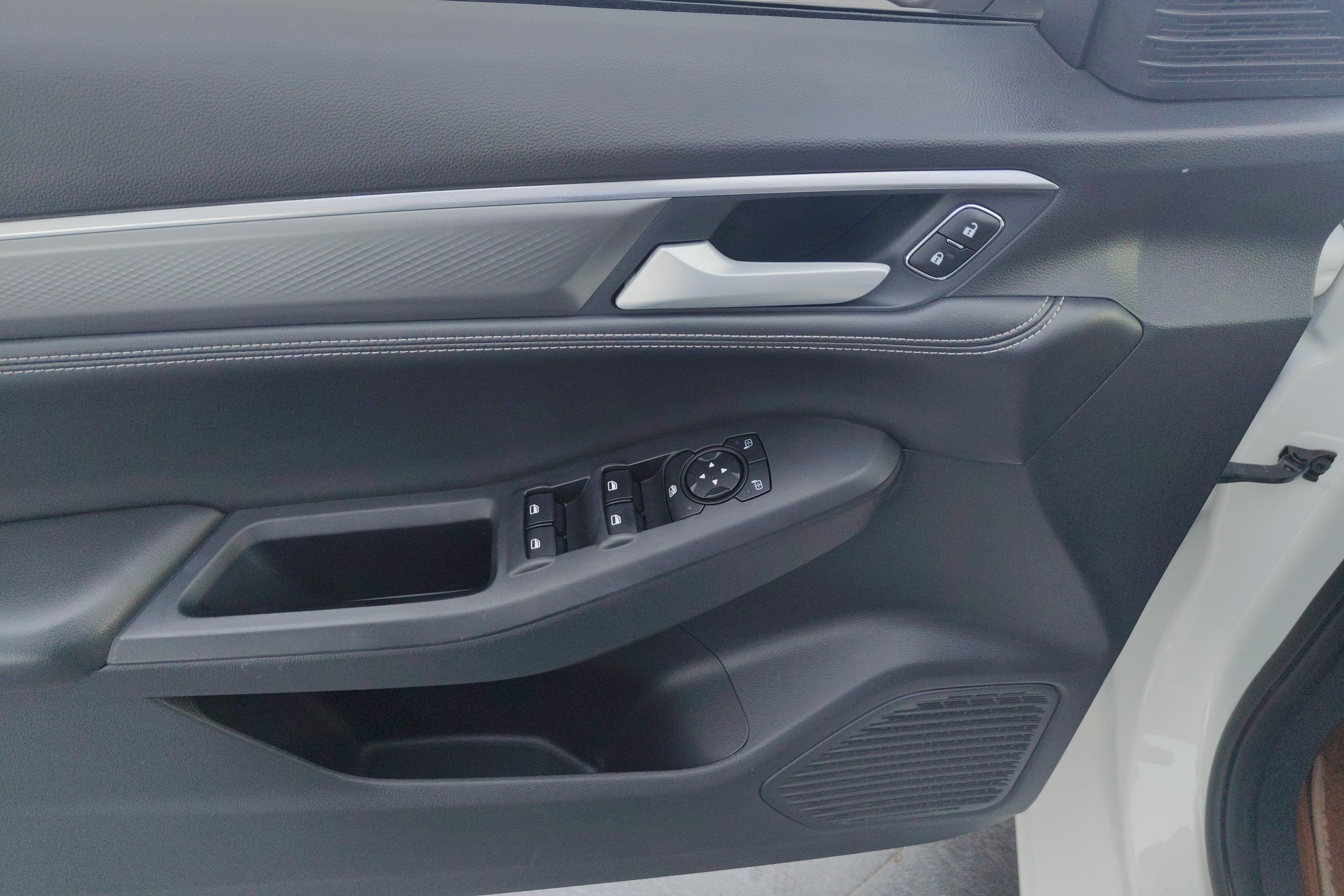 Ford Escort 2022 imagem de carro #22