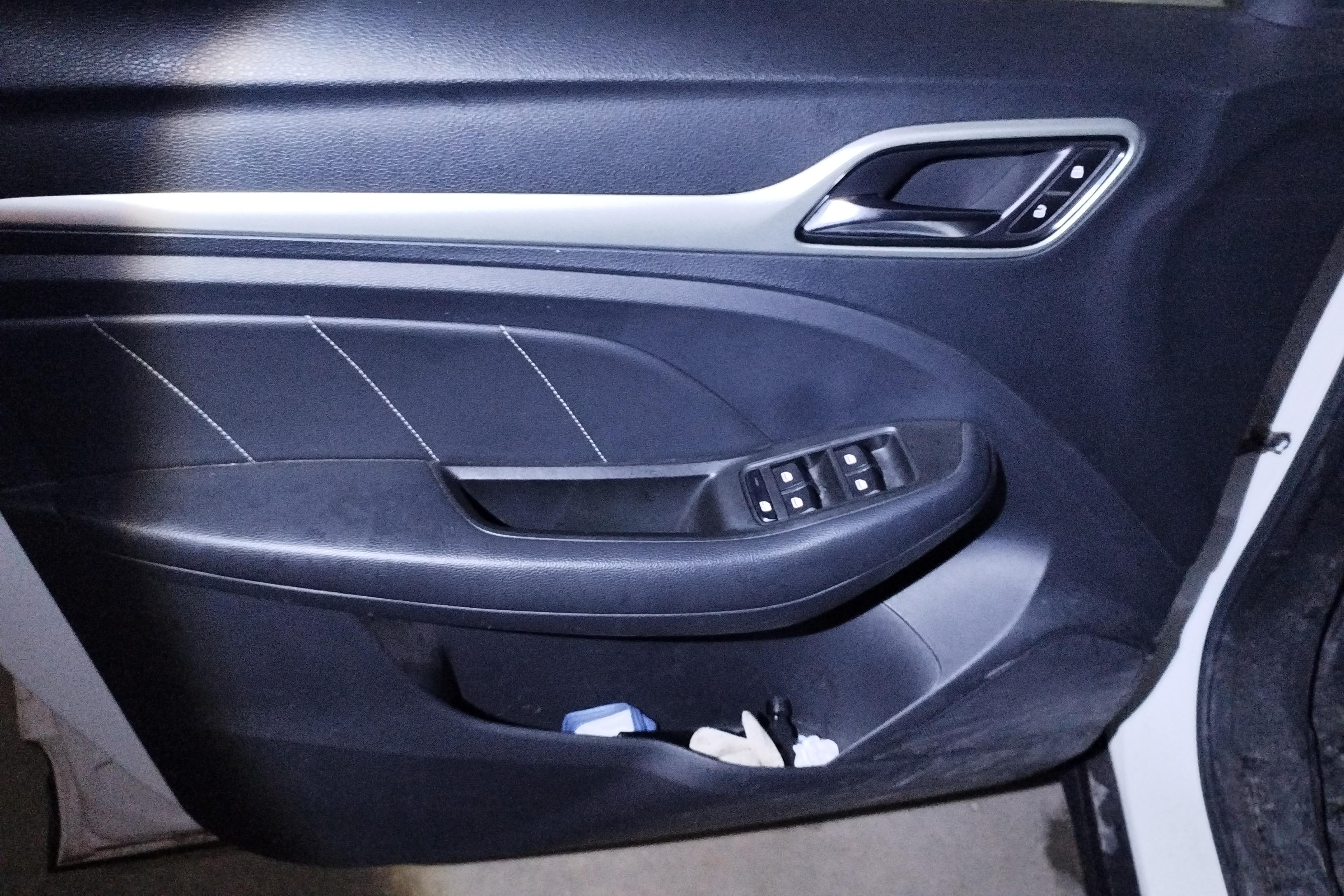 MG EZS Electric 2019 #22 MG EZS Electric 2019 car image #22