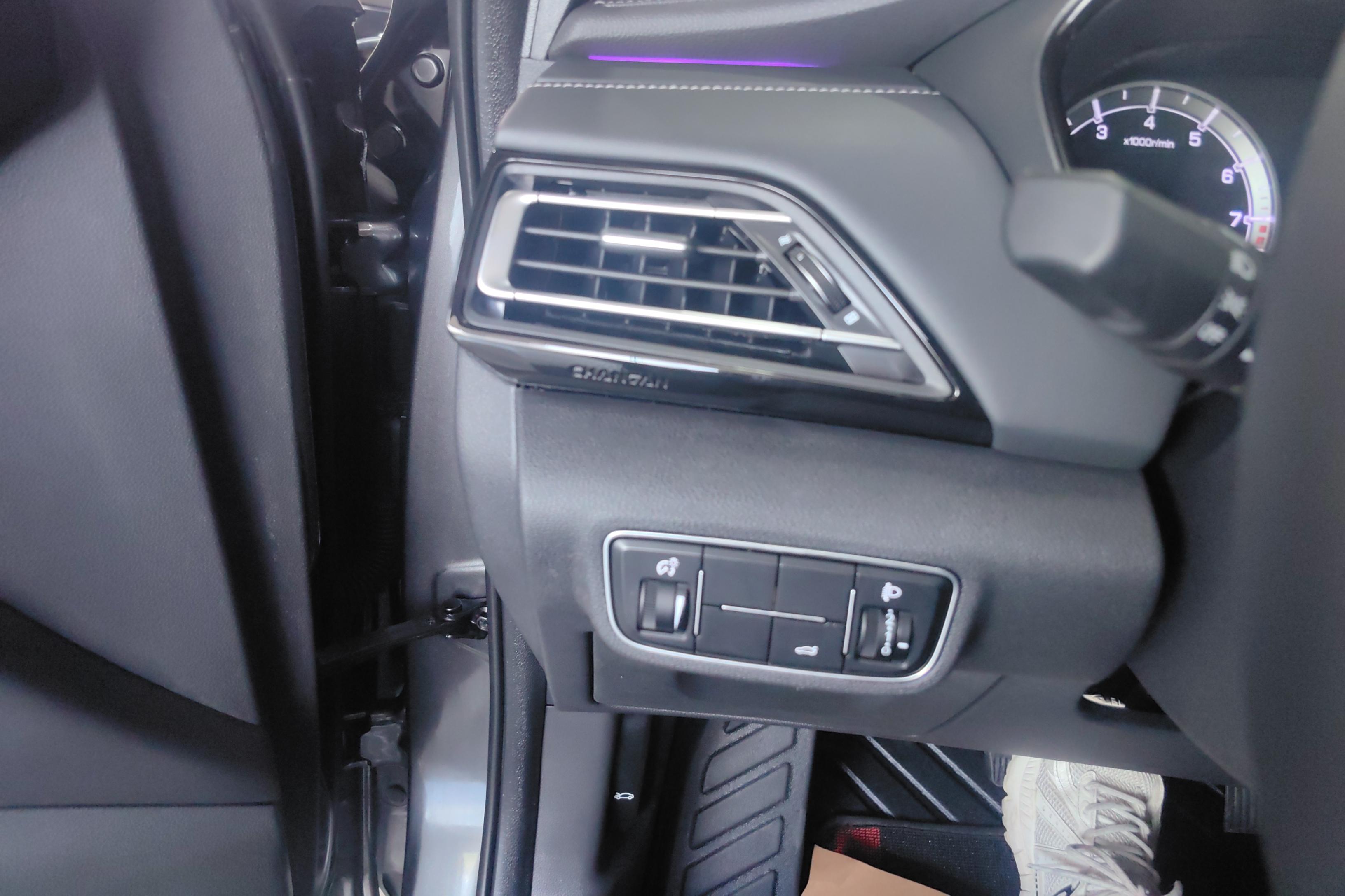 Changan Raeton CC 2022 car image #22