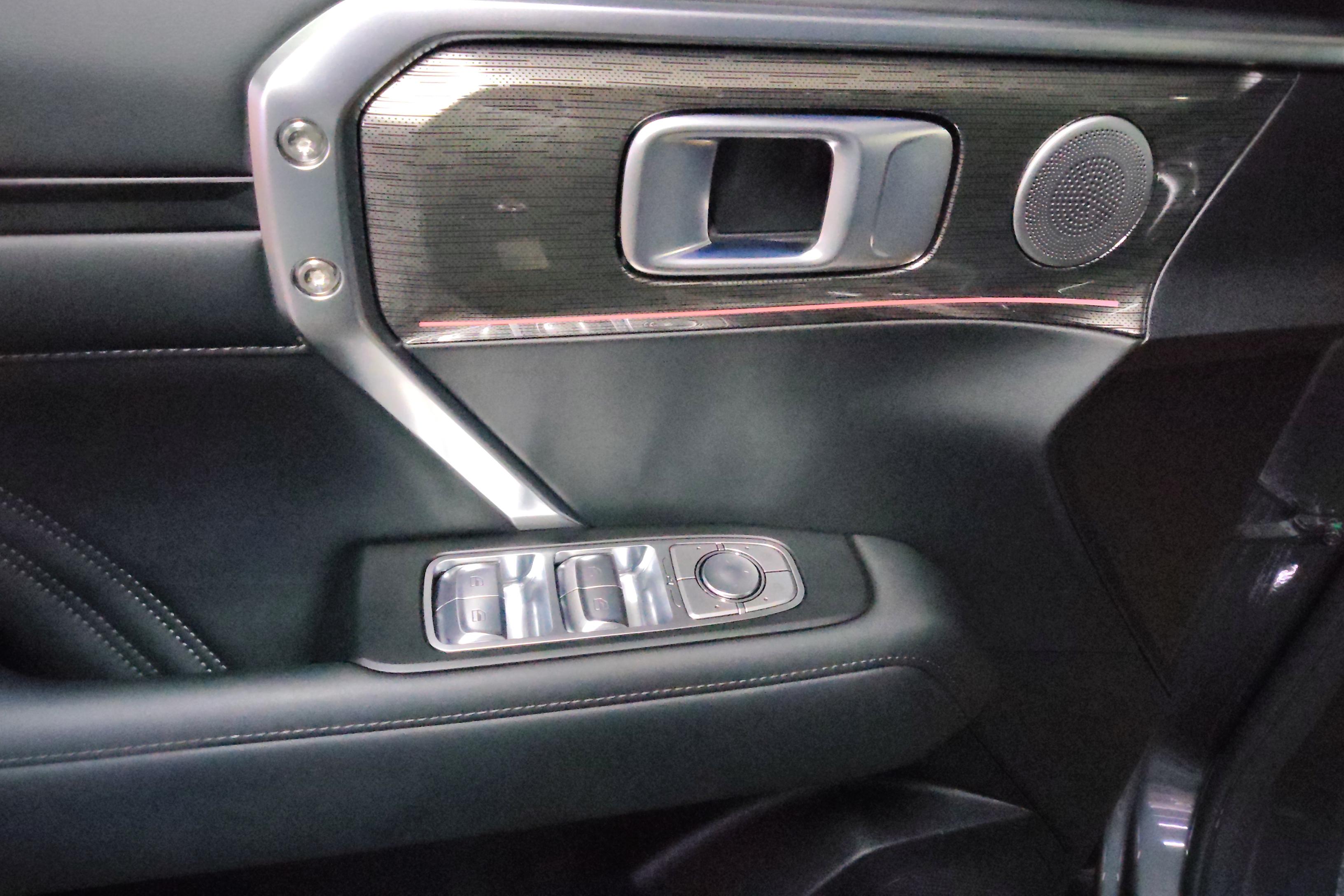 Tank 400 2024 car image #22