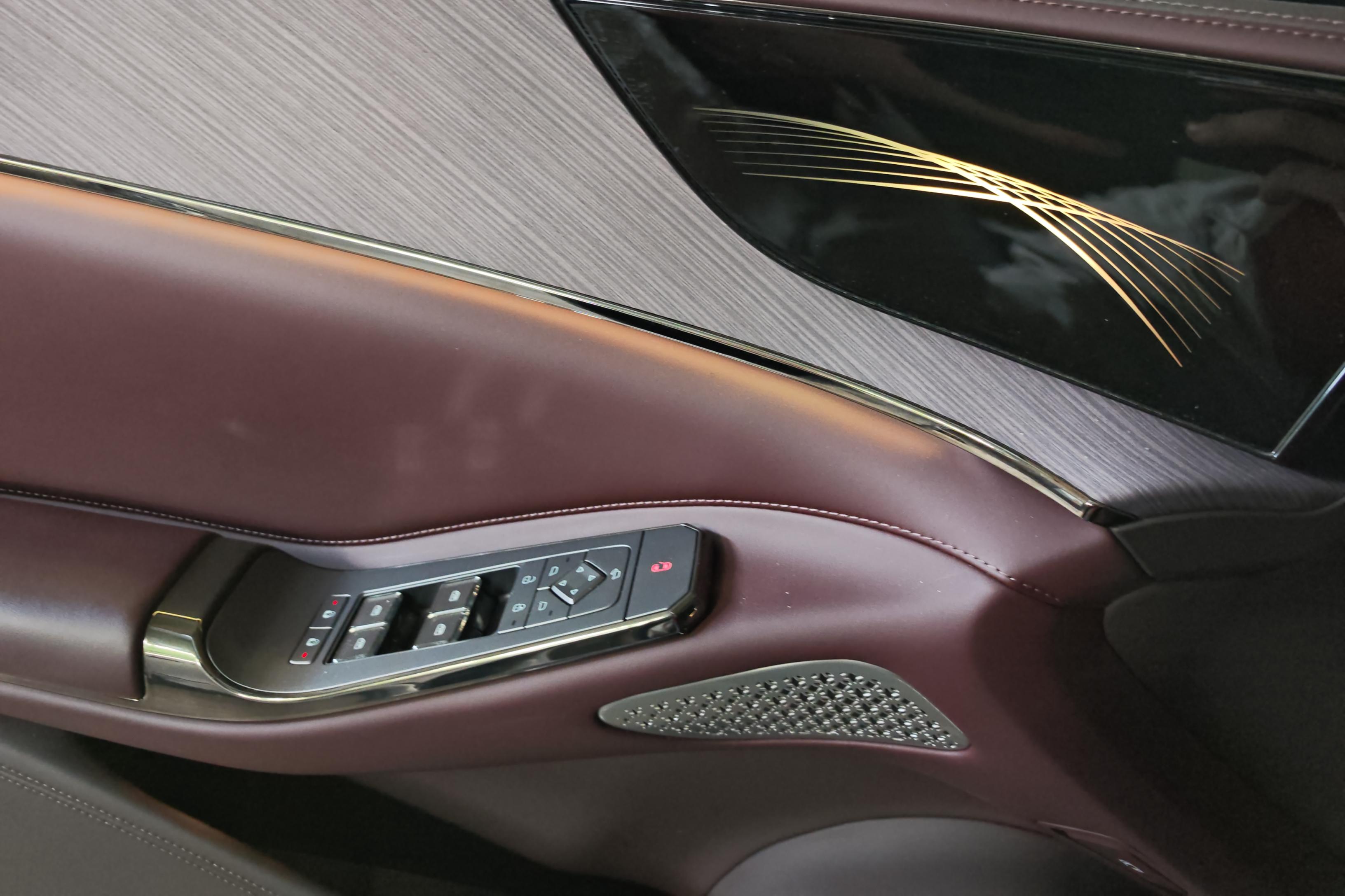 Denza Z9GT 2024 #22 Denza Z9GT 2024 car image #22