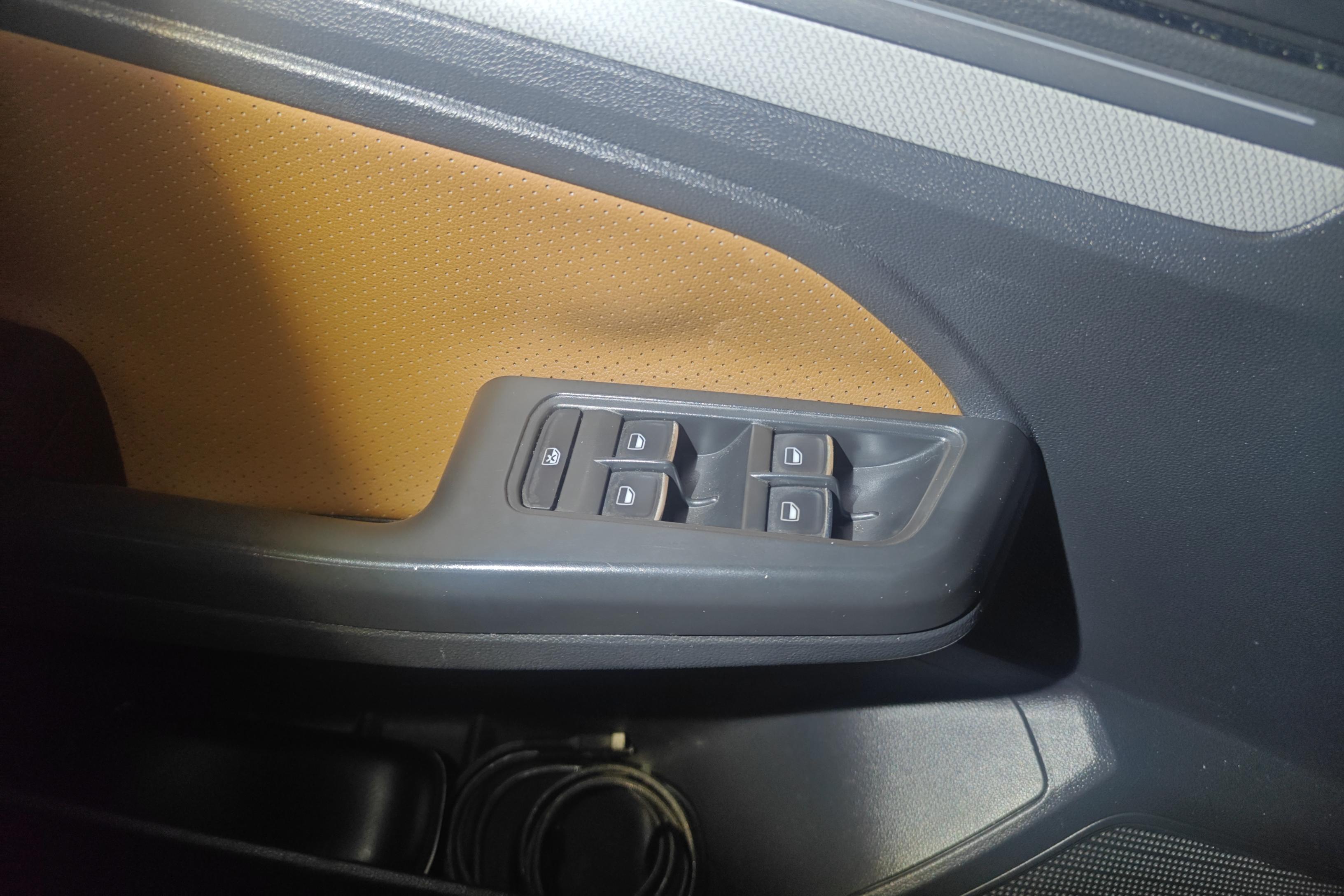 Volkswagen Cross Lavida 2017 #22 Volkswagen Cross Lavida 2017 car image #22