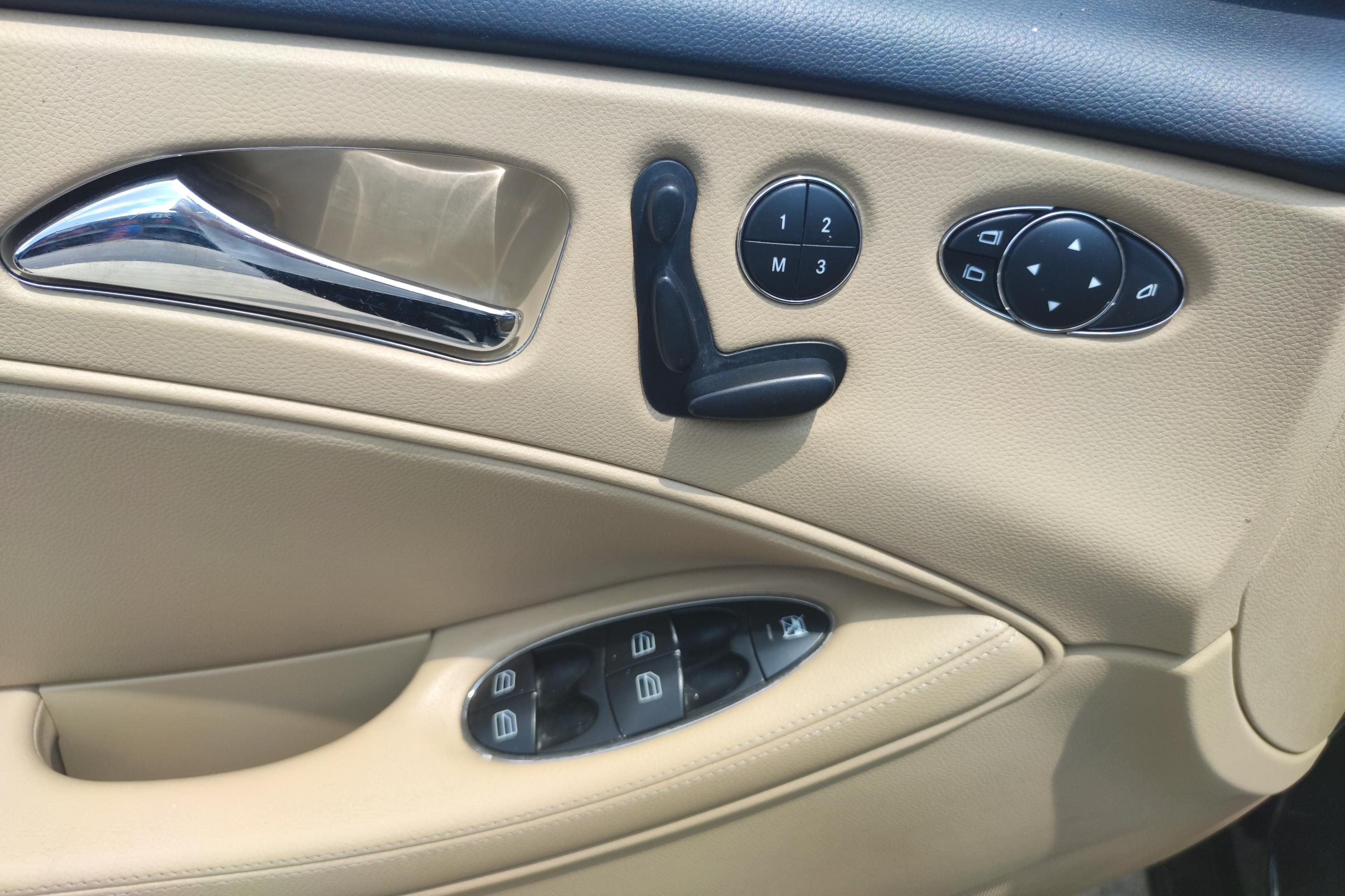 Mercedes-Benz CLS AMG 2010 #22 Mercedes-Benz CLS AMG 2010 car image #22