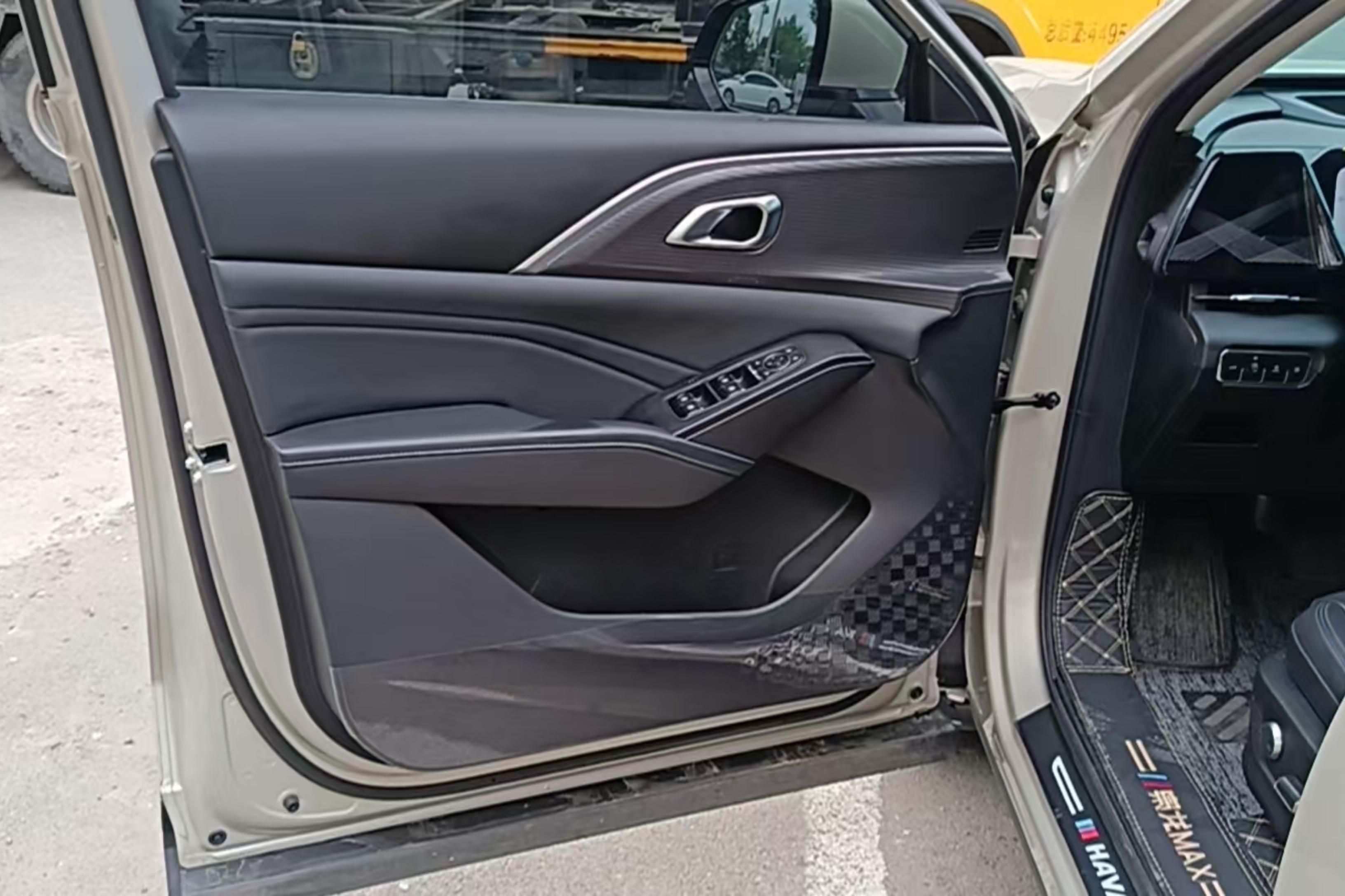 Haval Fierce Dragon MAX 2023 immagine di auto #22