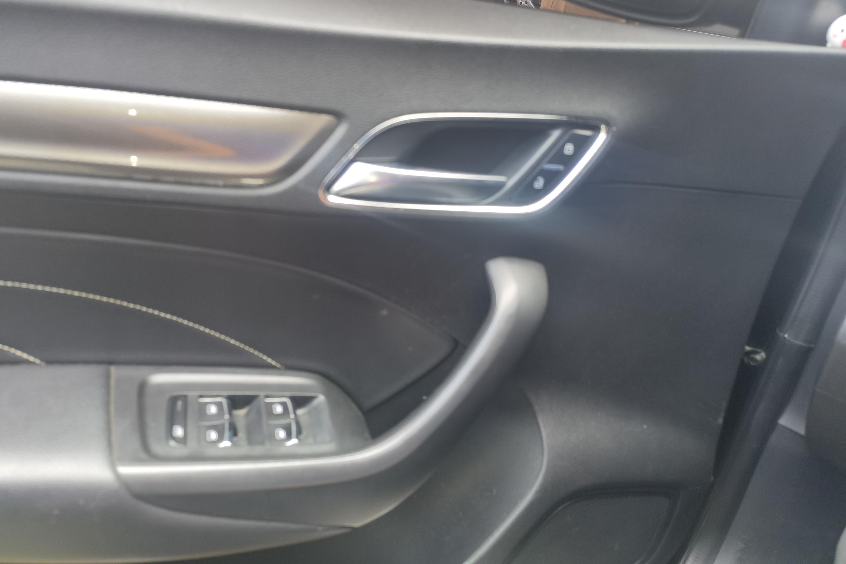 Roewe i6 2019 imagen de coche #22