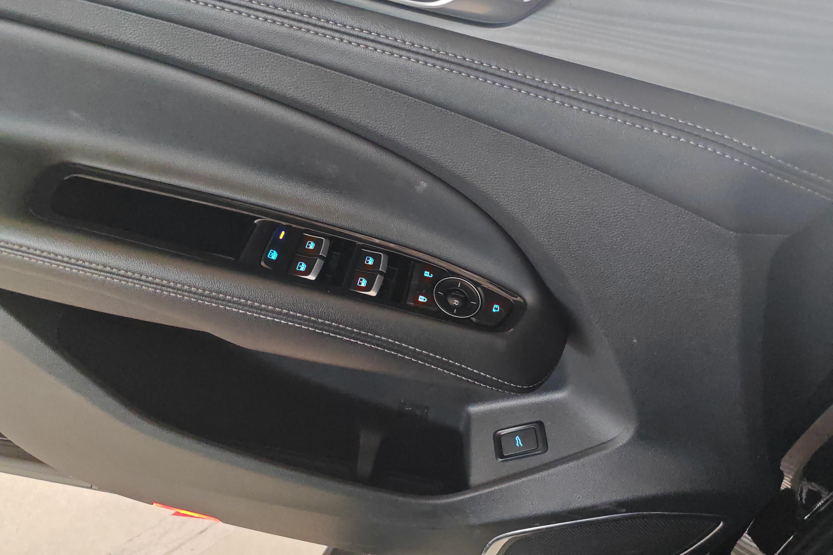 Ford Equator 2022 car image #22