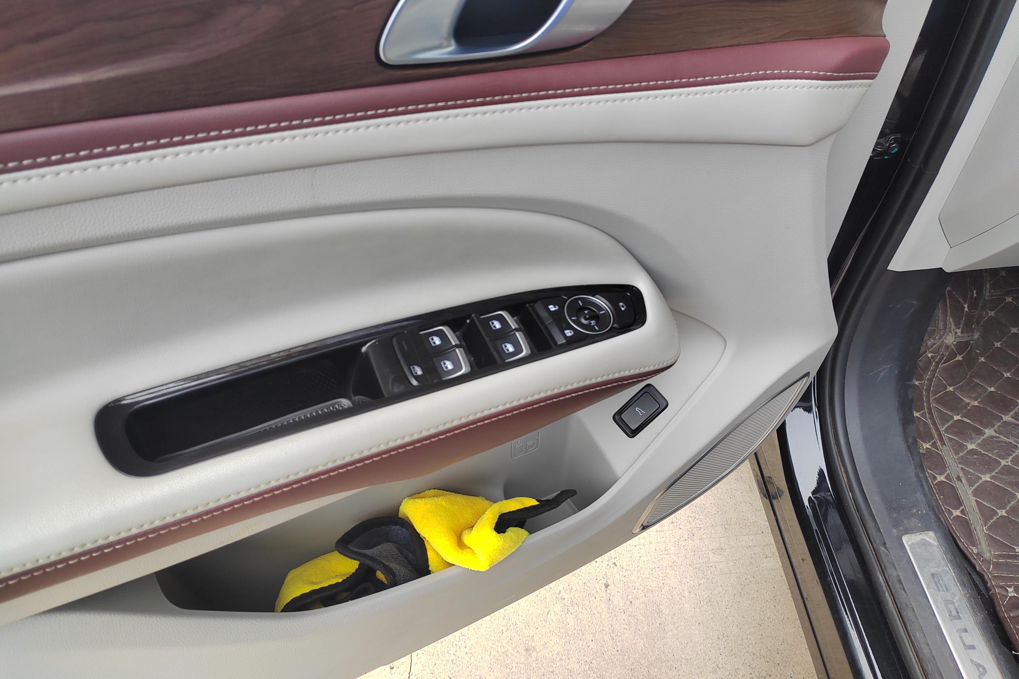 Ford Equator 2022 car image #22