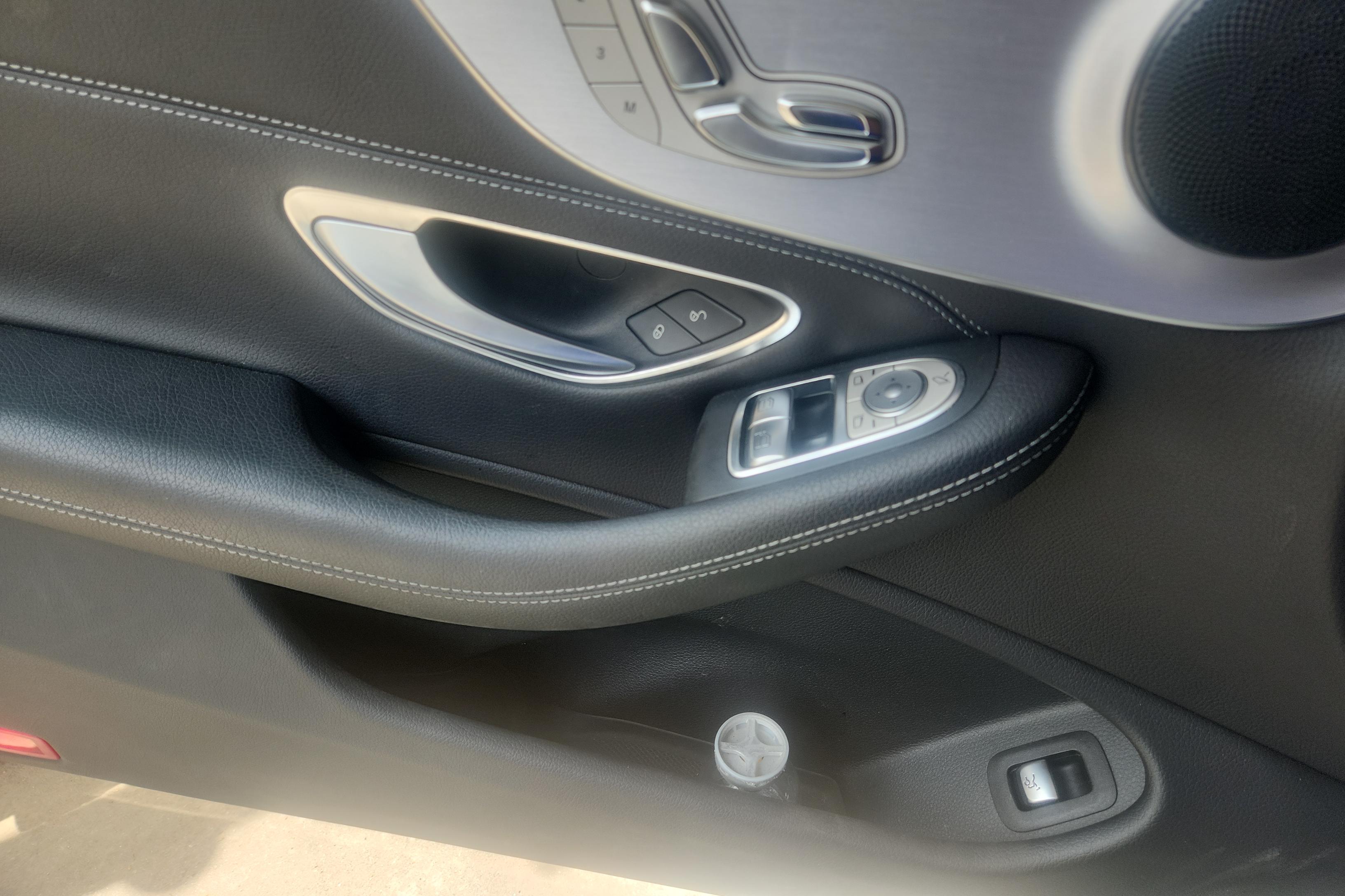 Mercedes-Benz C Class (Imported) 2019 car image #22