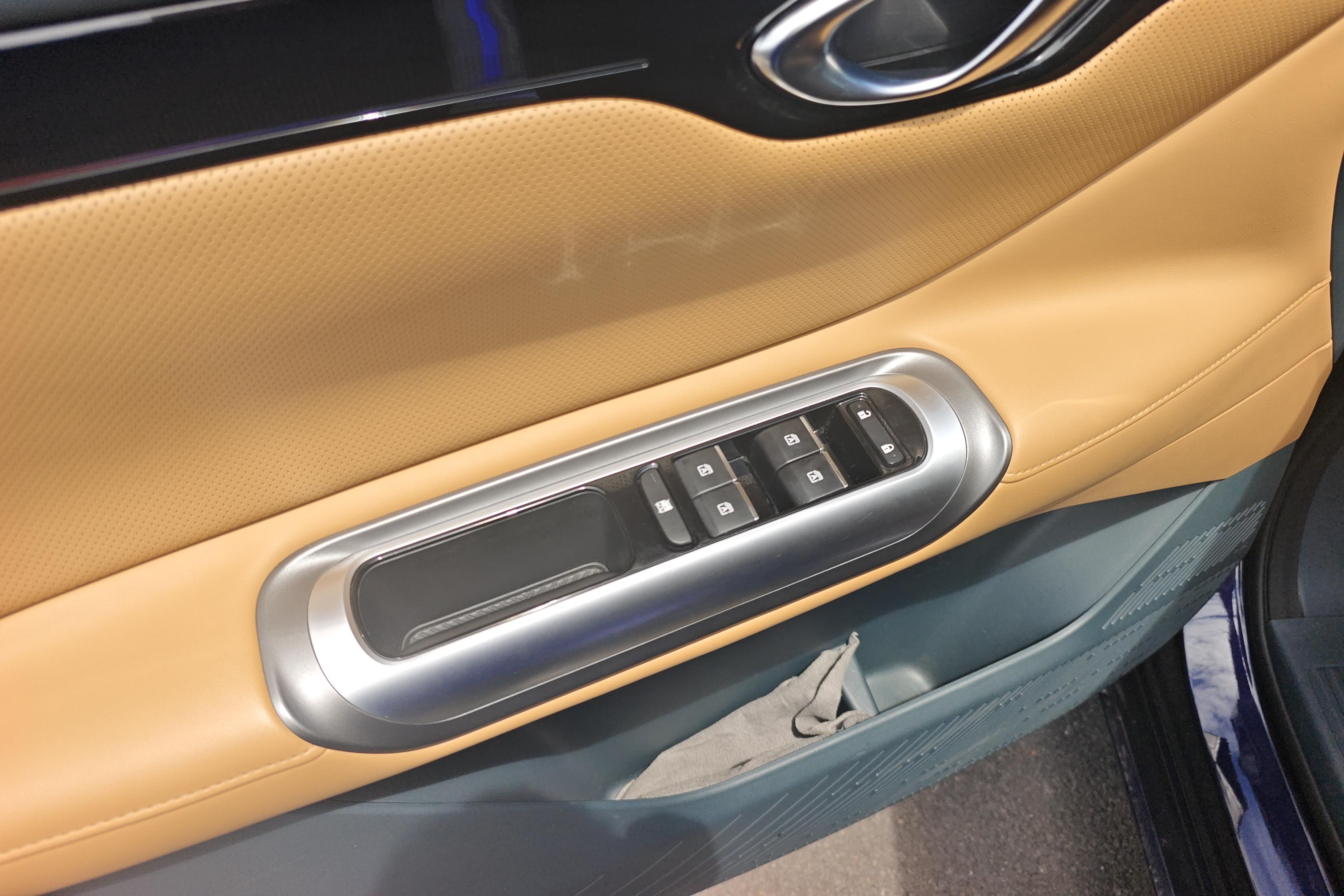 GAC Trumpchi E8 2023 car image #22