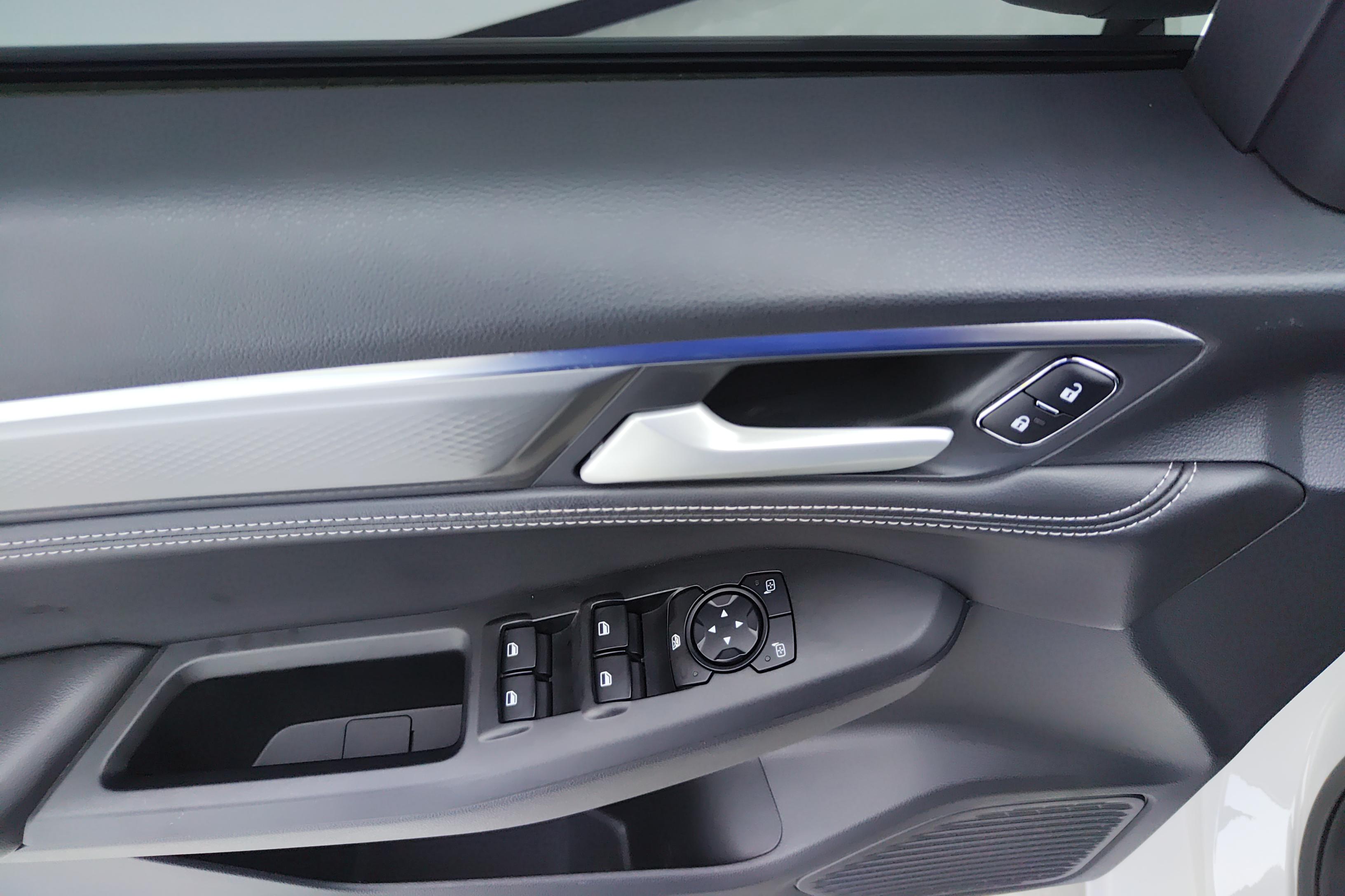 Ford Escort 2021 #22 Ford Escort 2021 immagine di auto #22