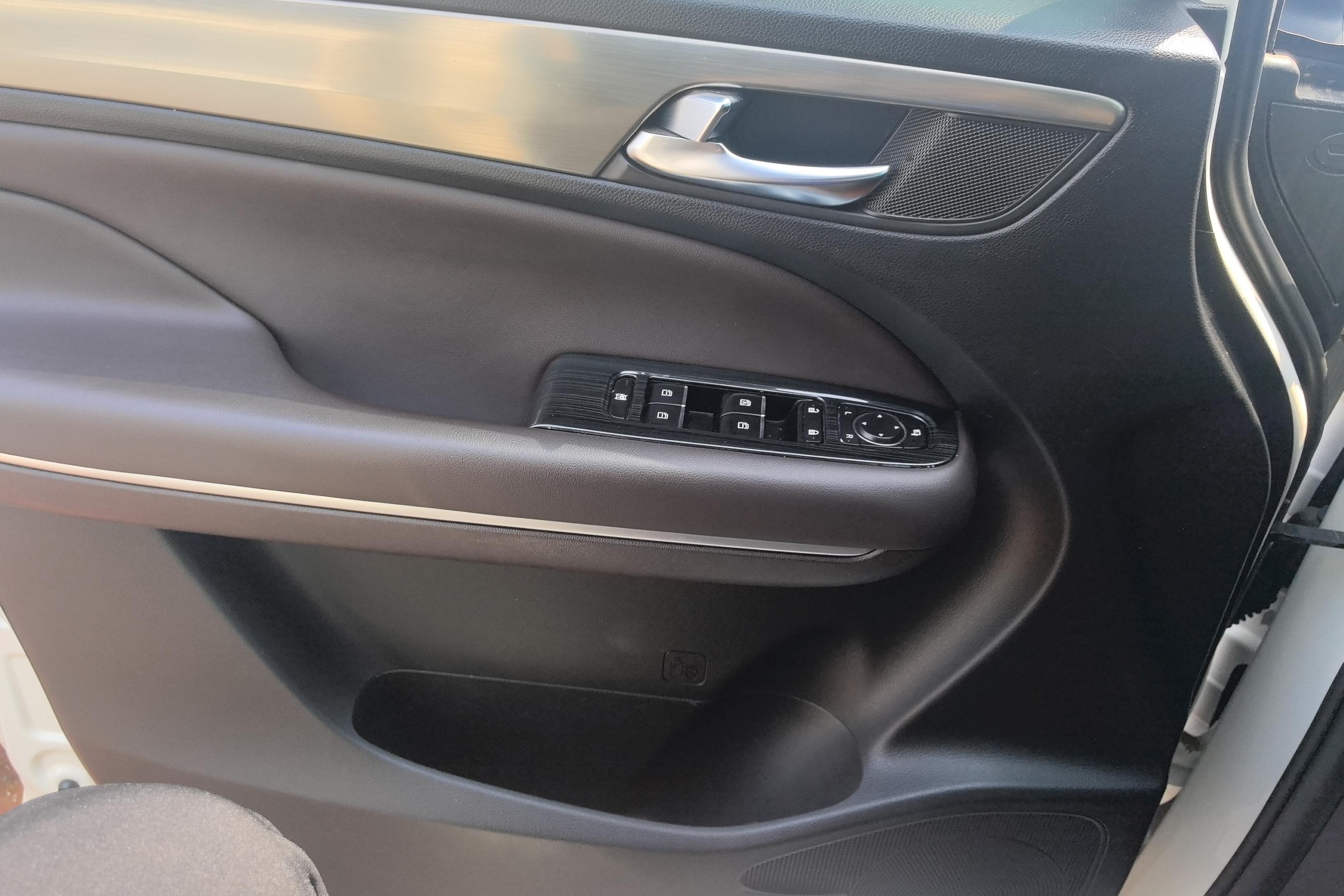 GAC Trumpchi M6 2019 car image #22