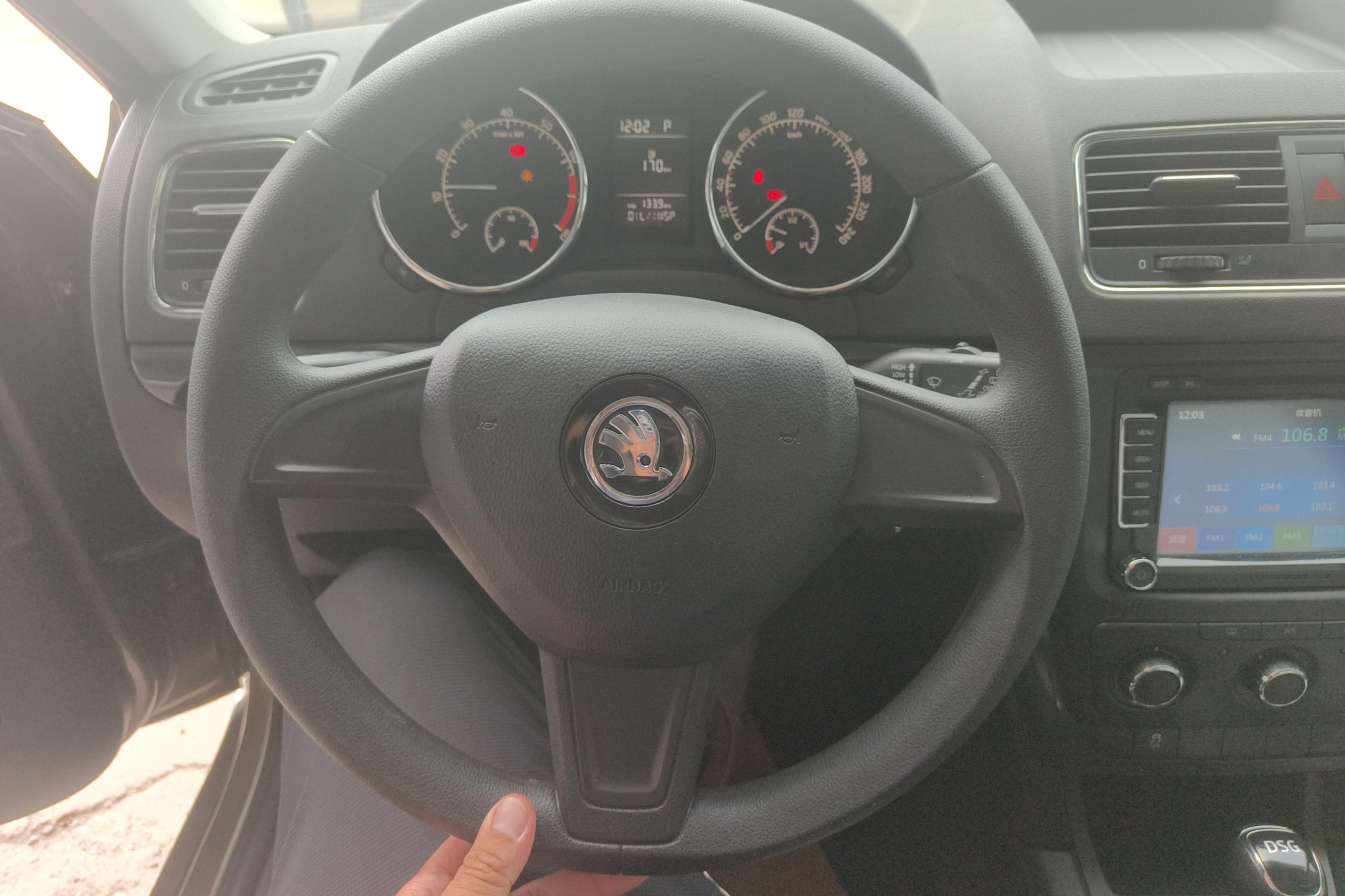 Skoda Yeti 2016 car image #22