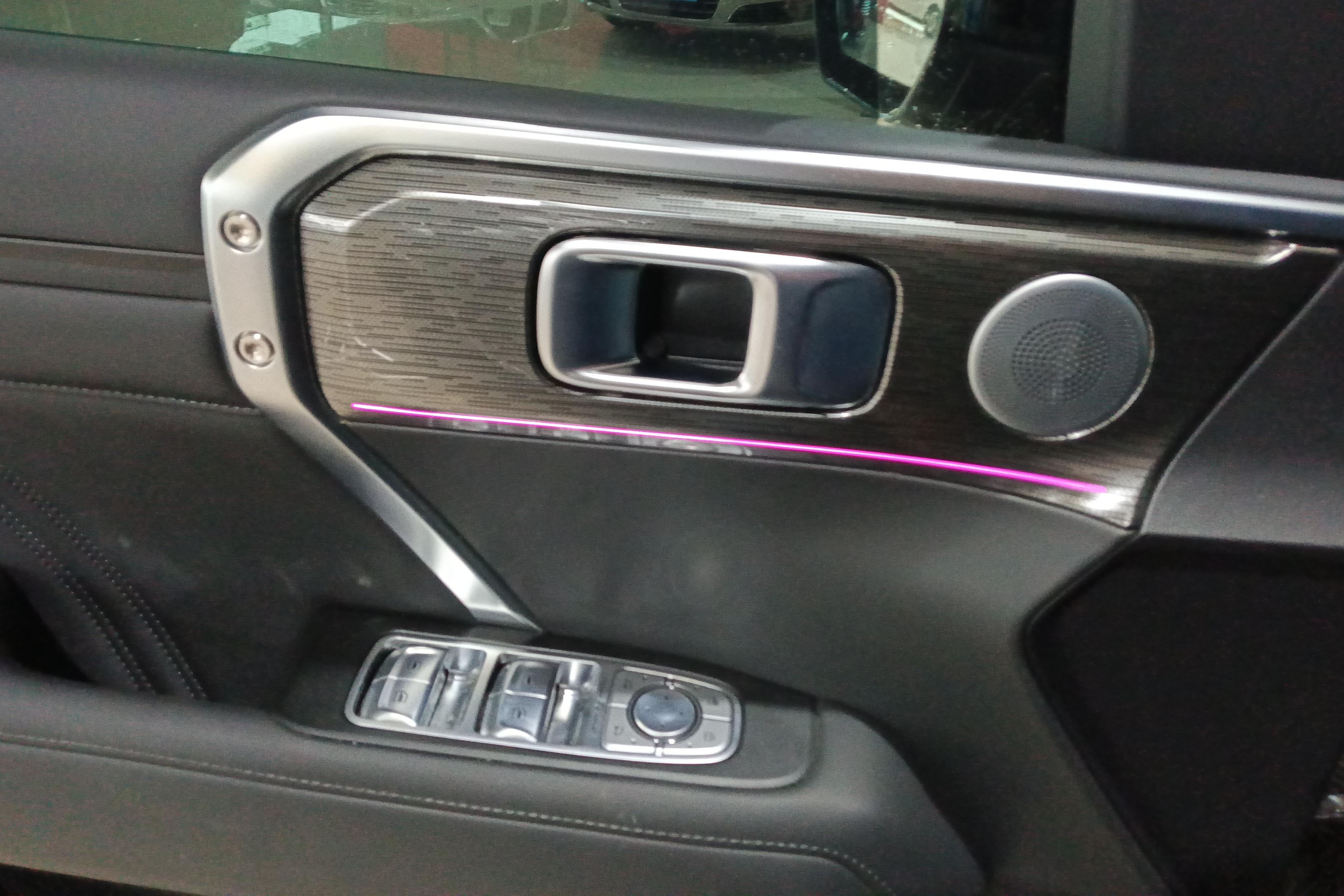 Tank 400 2024 car image #22