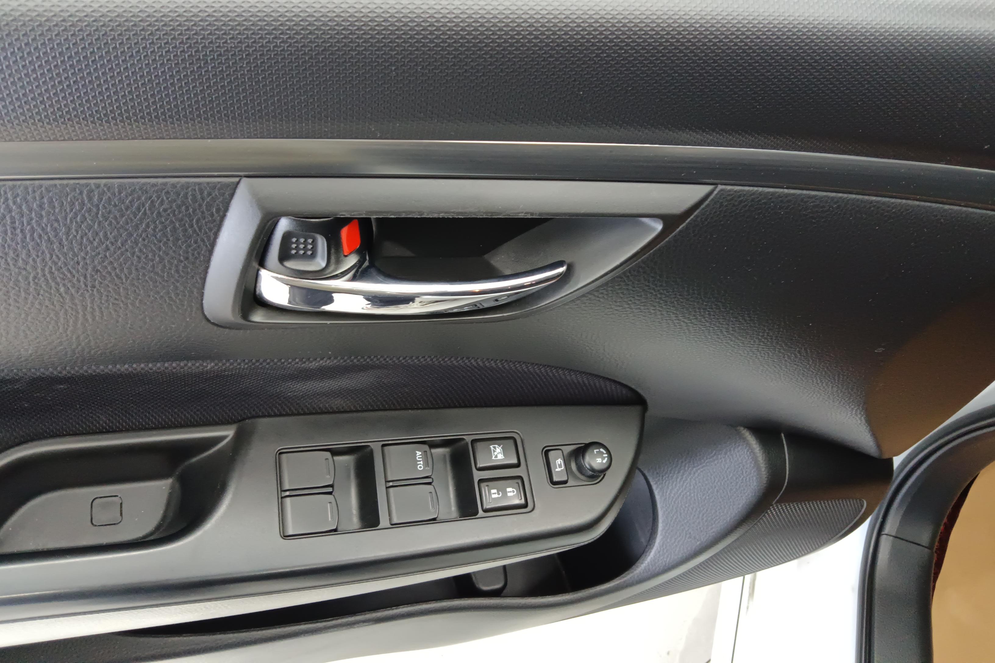 铃木 速翼特 2015 汽车图片 #22