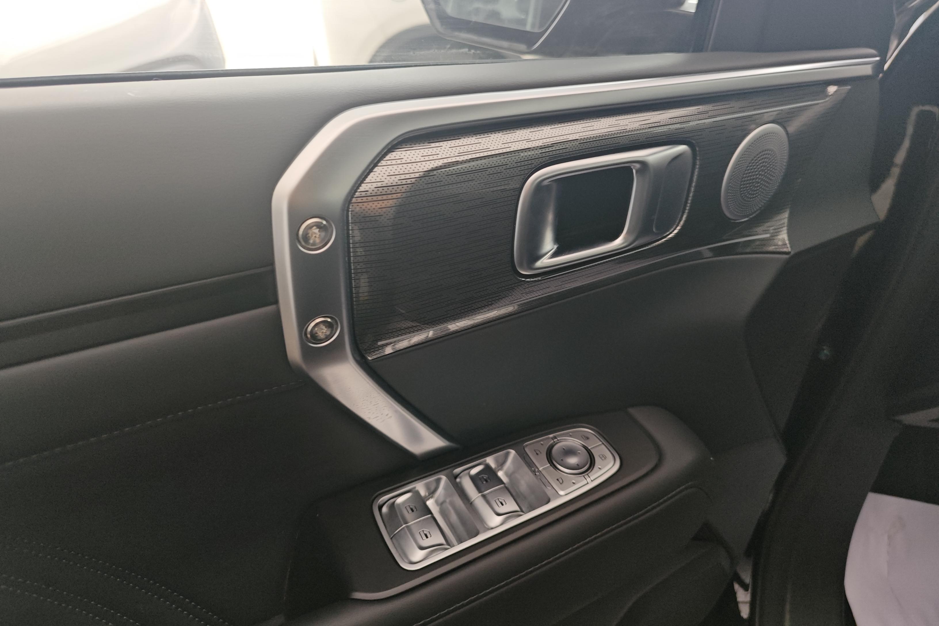 Tank 400 2024 car image #22