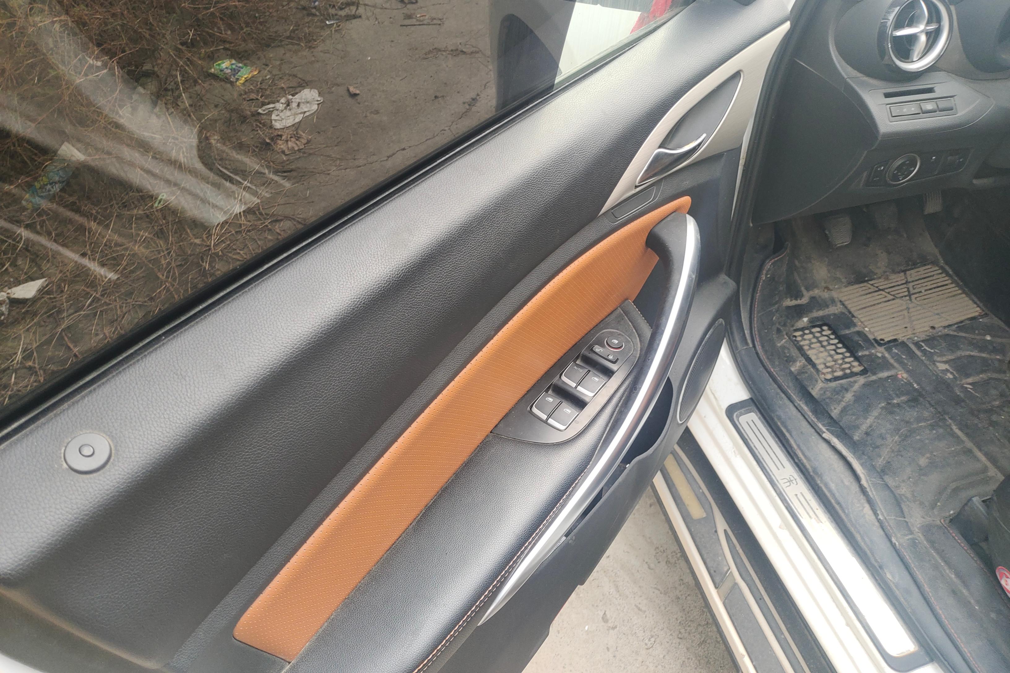 BYD Song 2015 car image #22