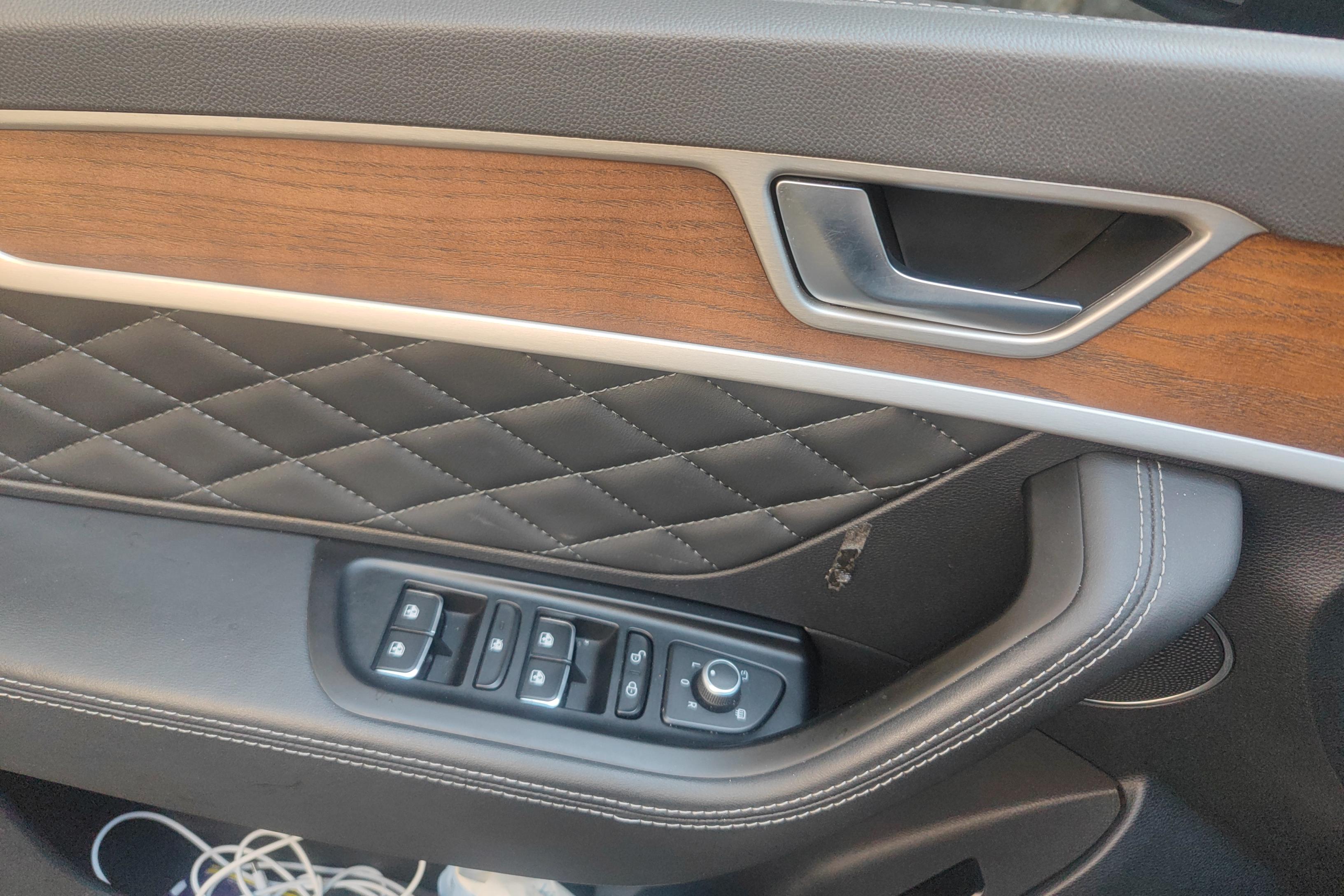 HongQi HS7 2021 car image #22