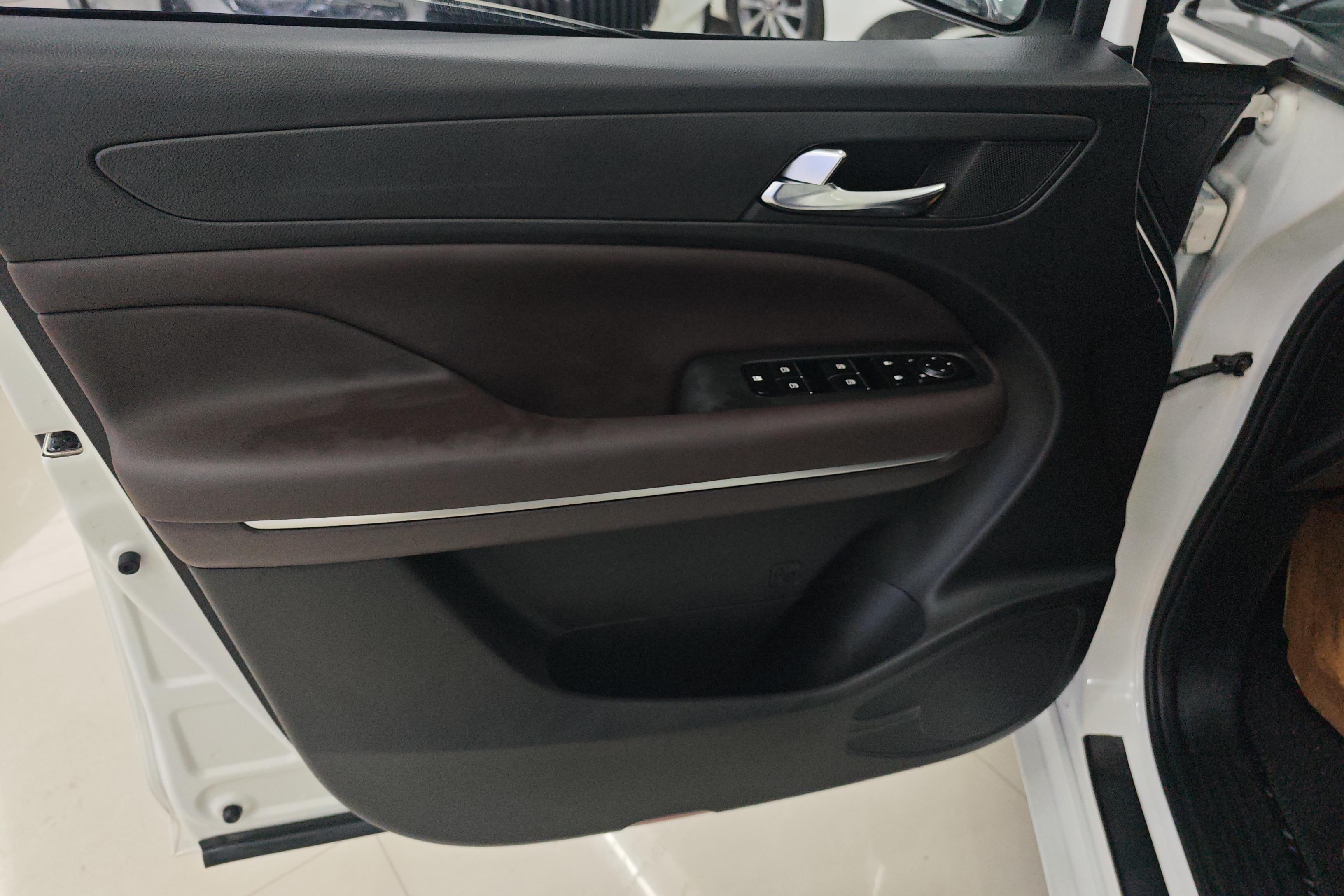 GAC Trumpchi M6 2019 car image #22