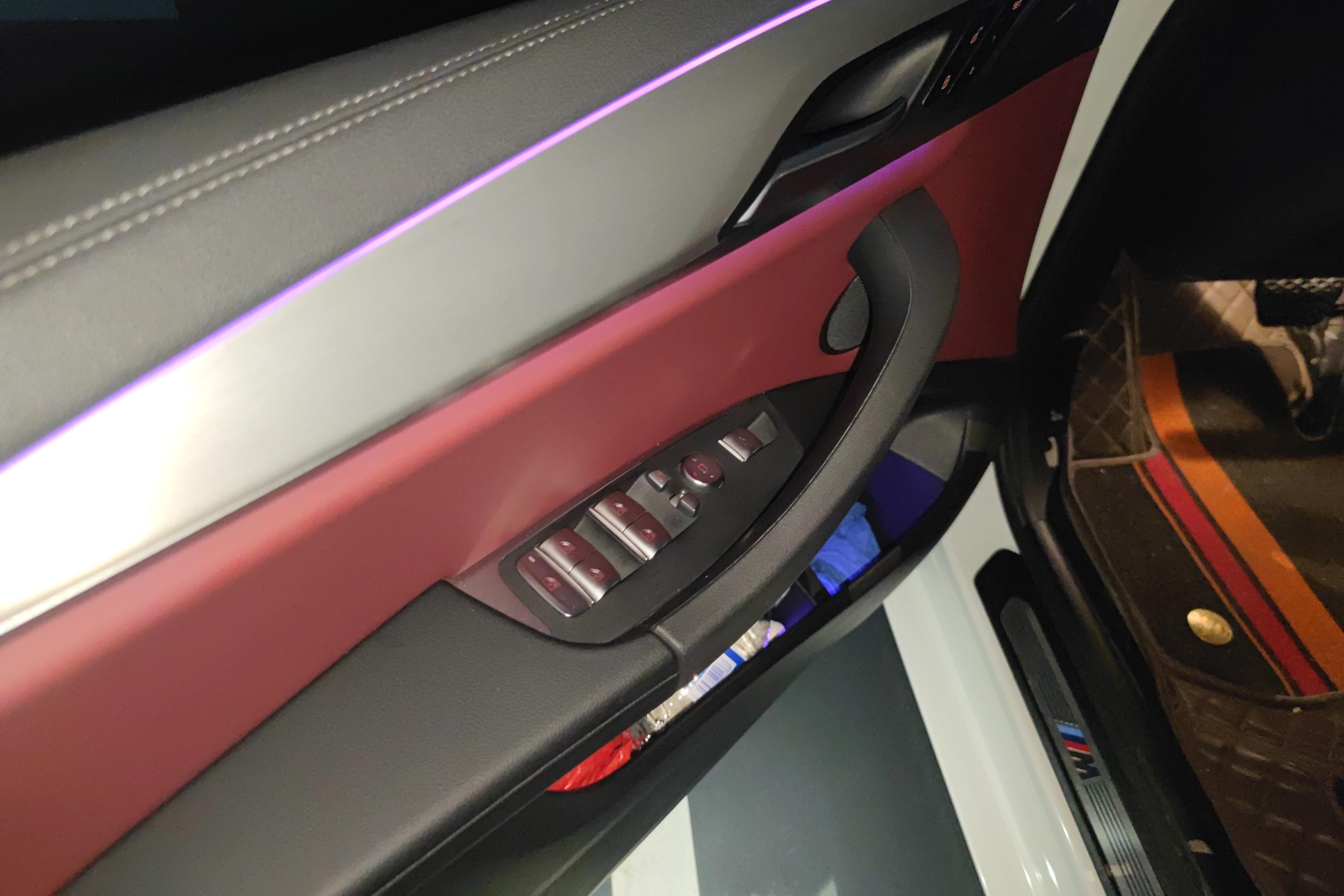 BMW X4 M40i 2021 #22 BMW X4 M40i 2021 car image #22