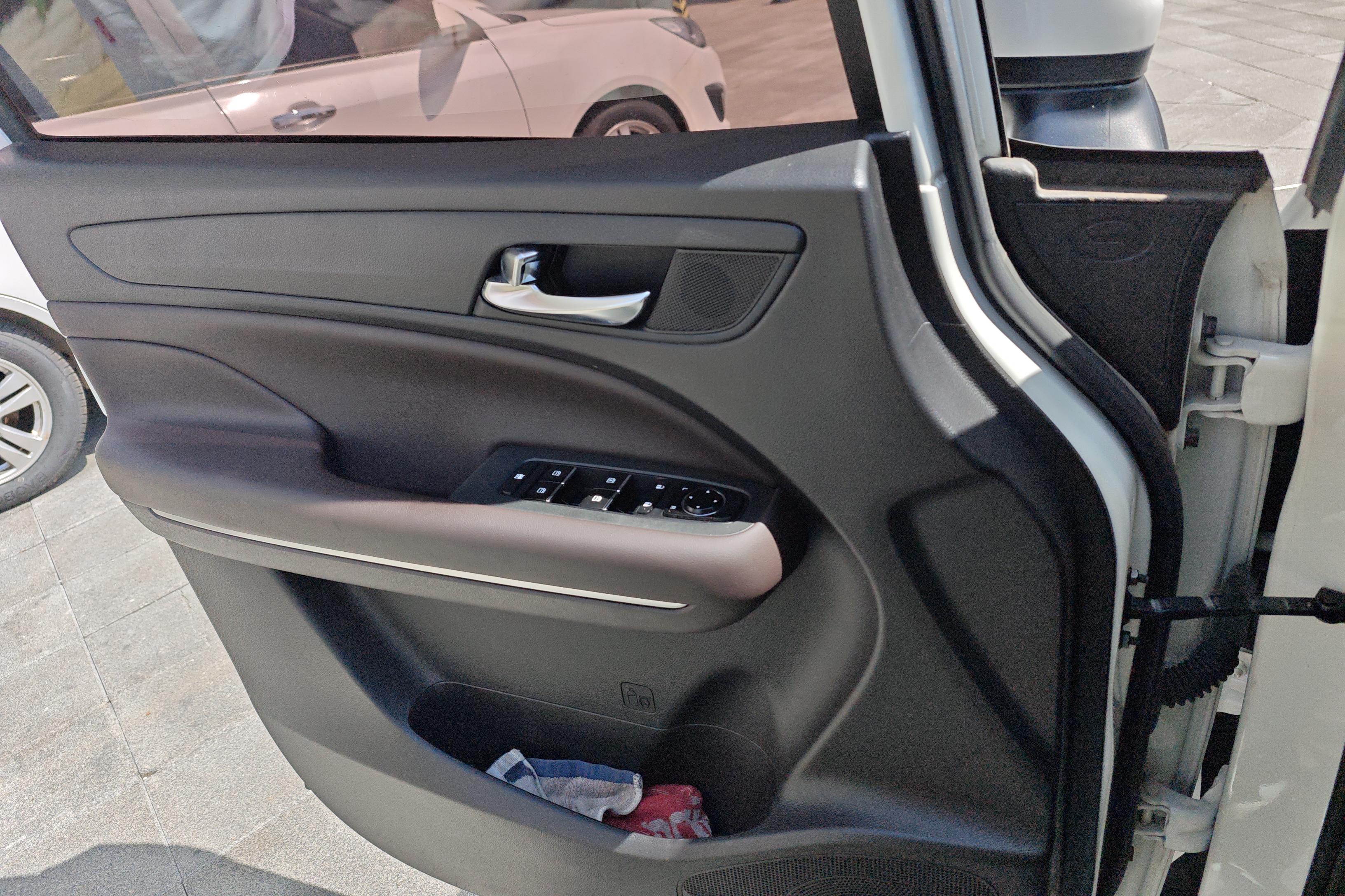 GAC Trumpchi M6 2019 car image #22