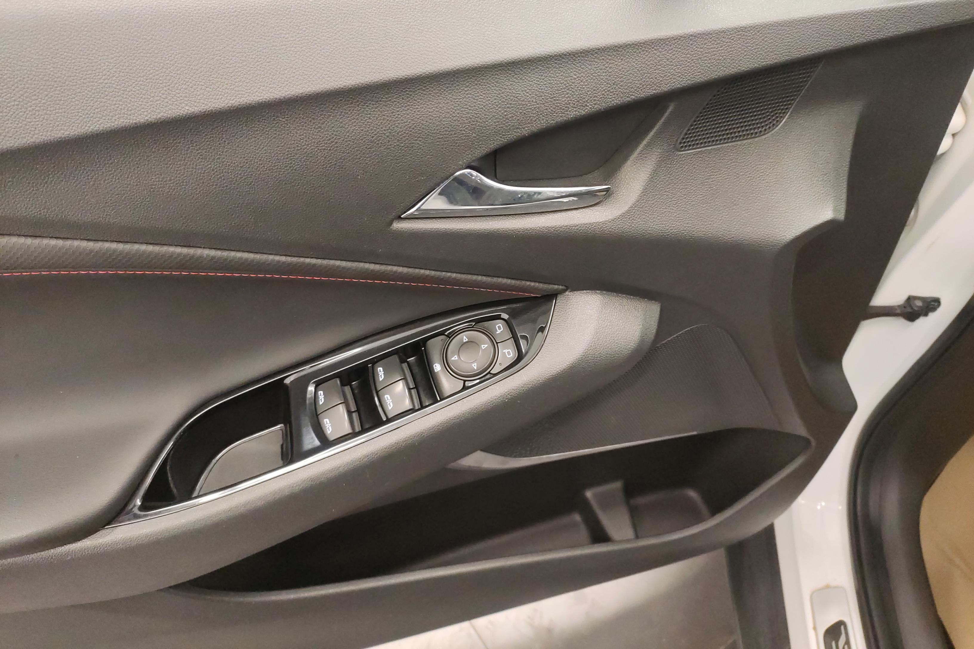 Chevrolet Orlando 2018 #22 Chevrolet Orlando 2018 car image #22